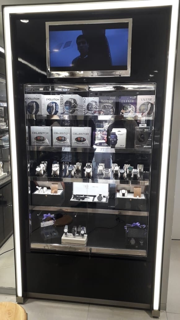 Store Image