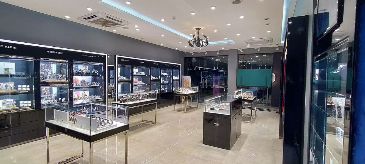 Store Image