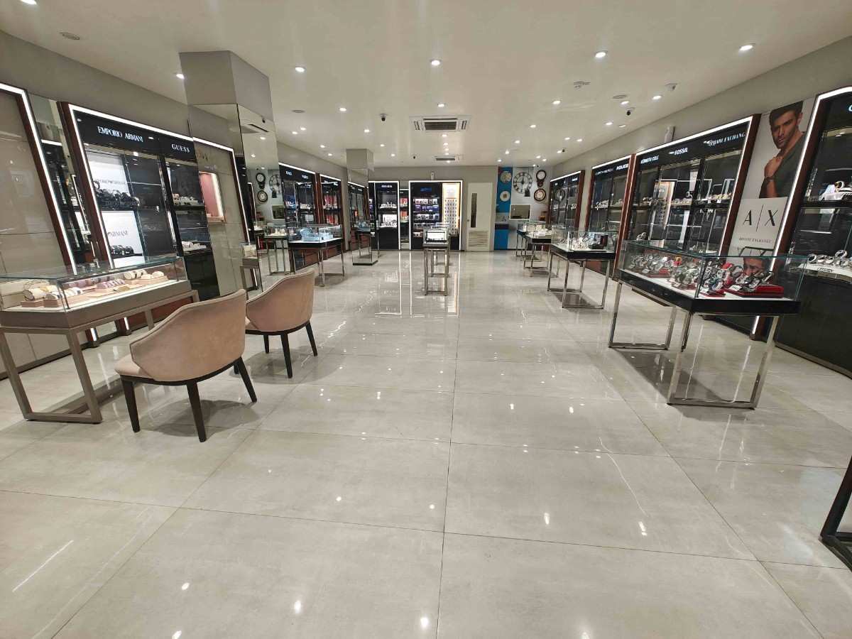 Store Image