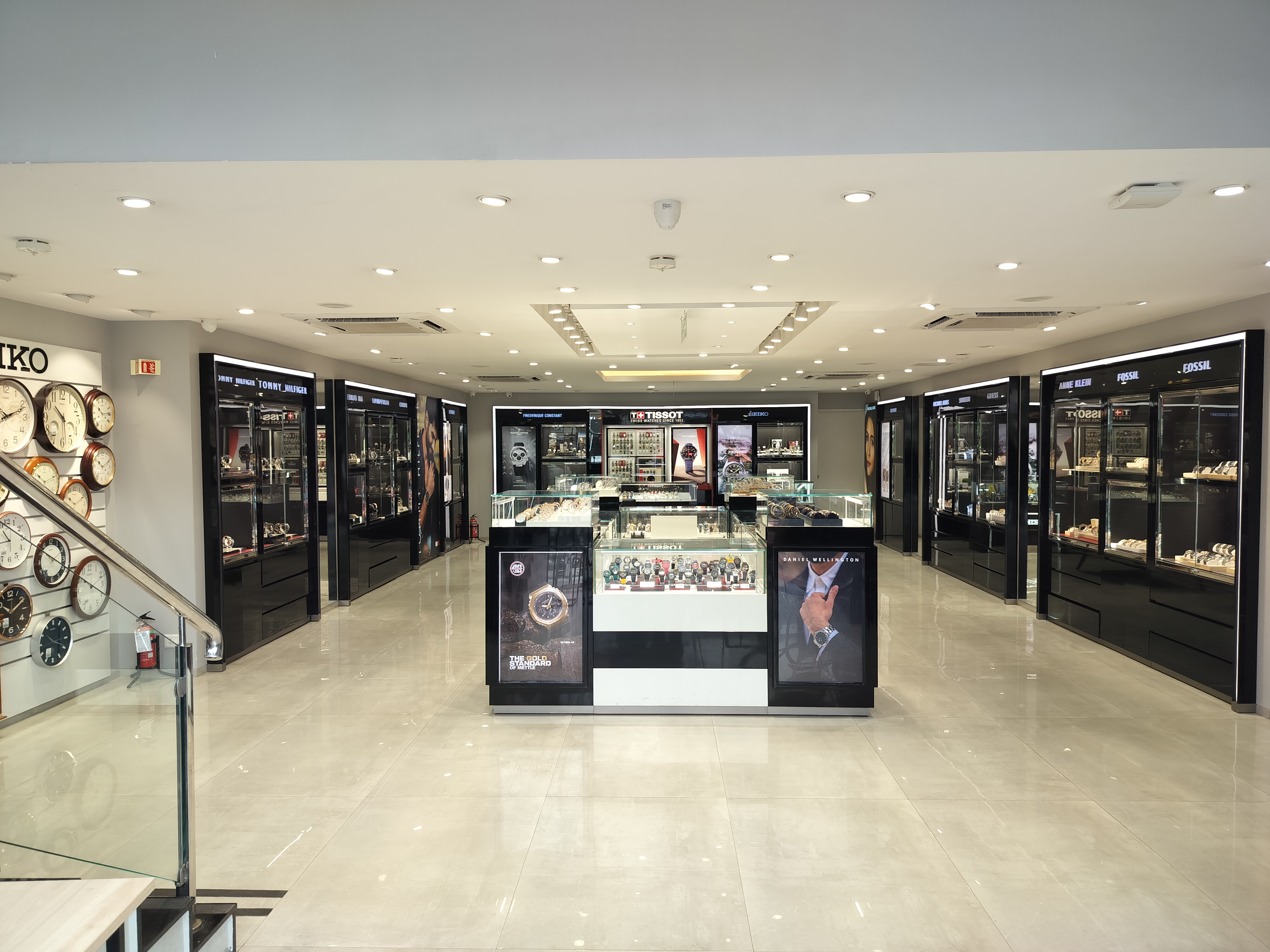 Store Image