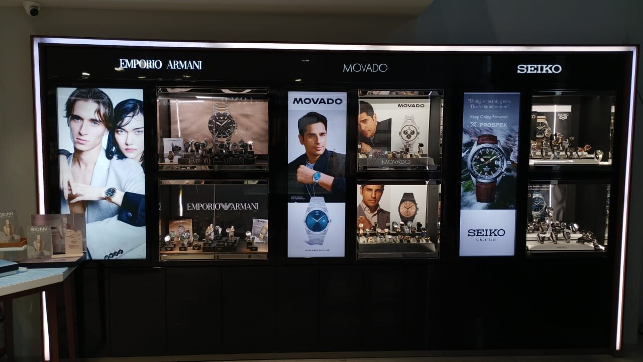 Store Image