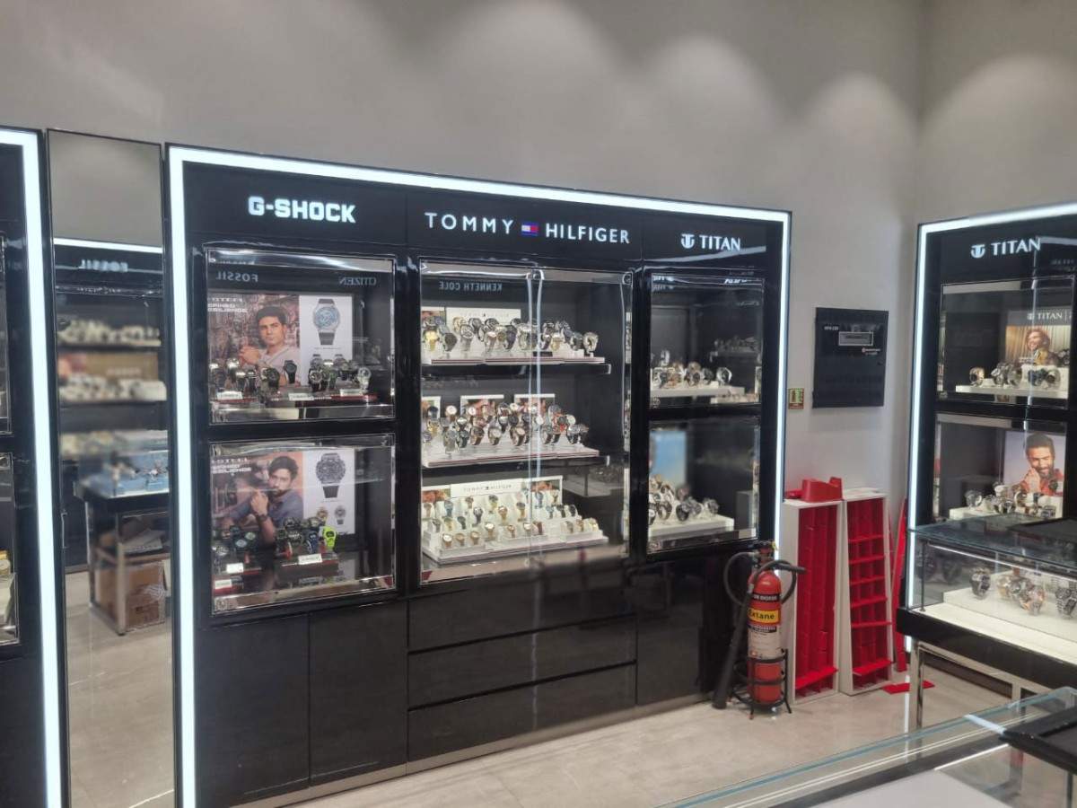 Store Image