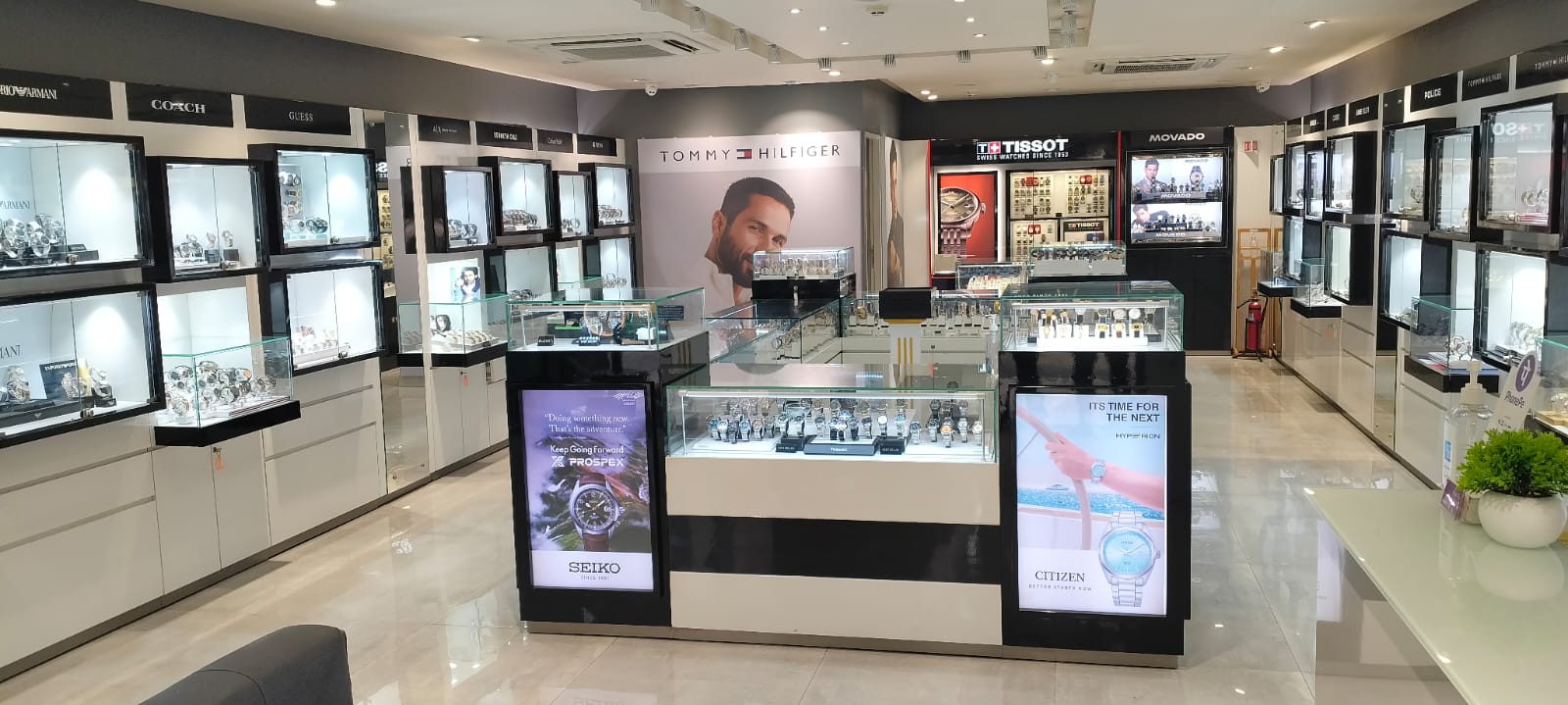 Store Image
