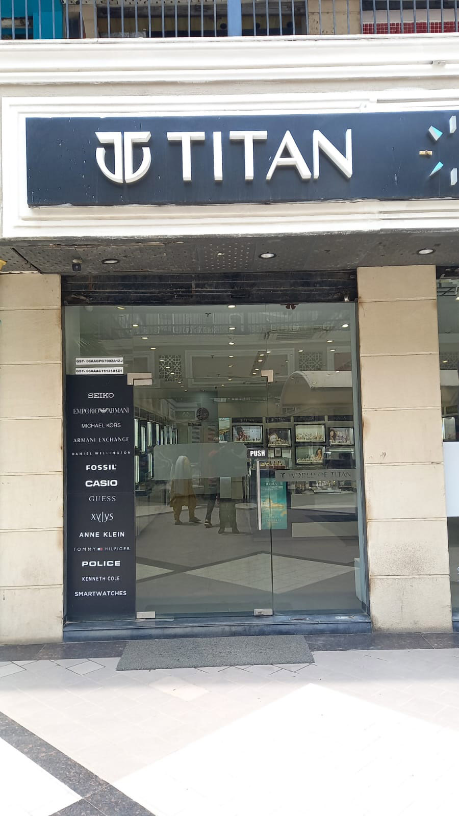 Store Image