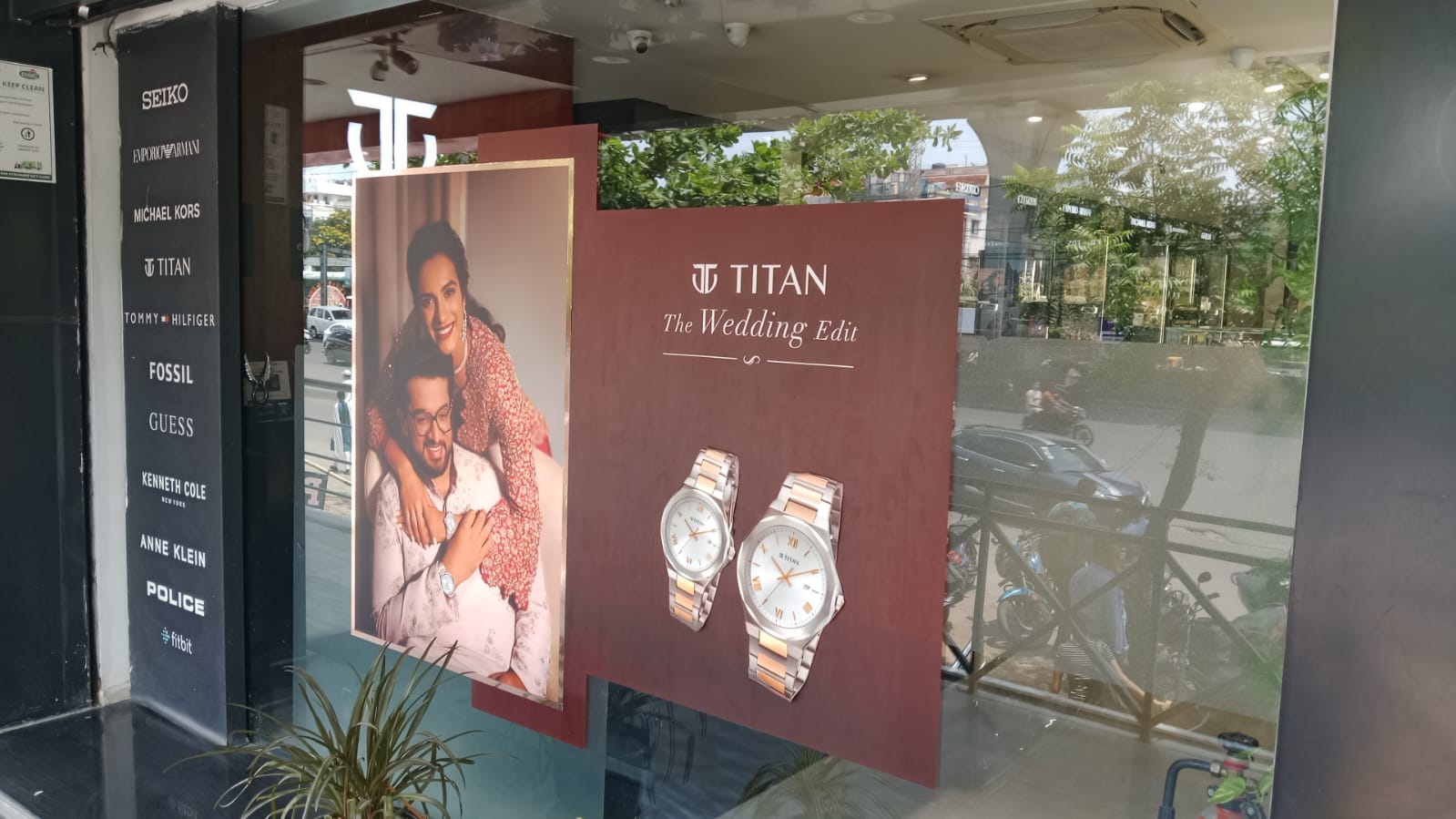 Store Image