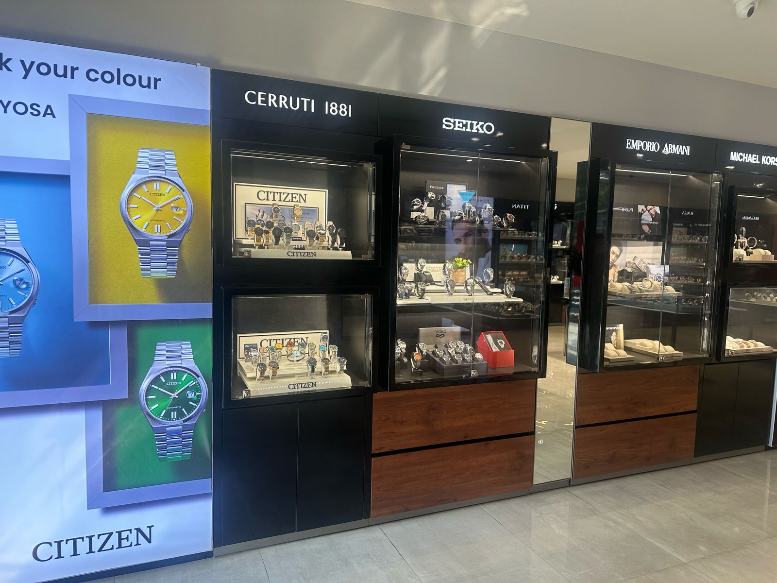 Store Image