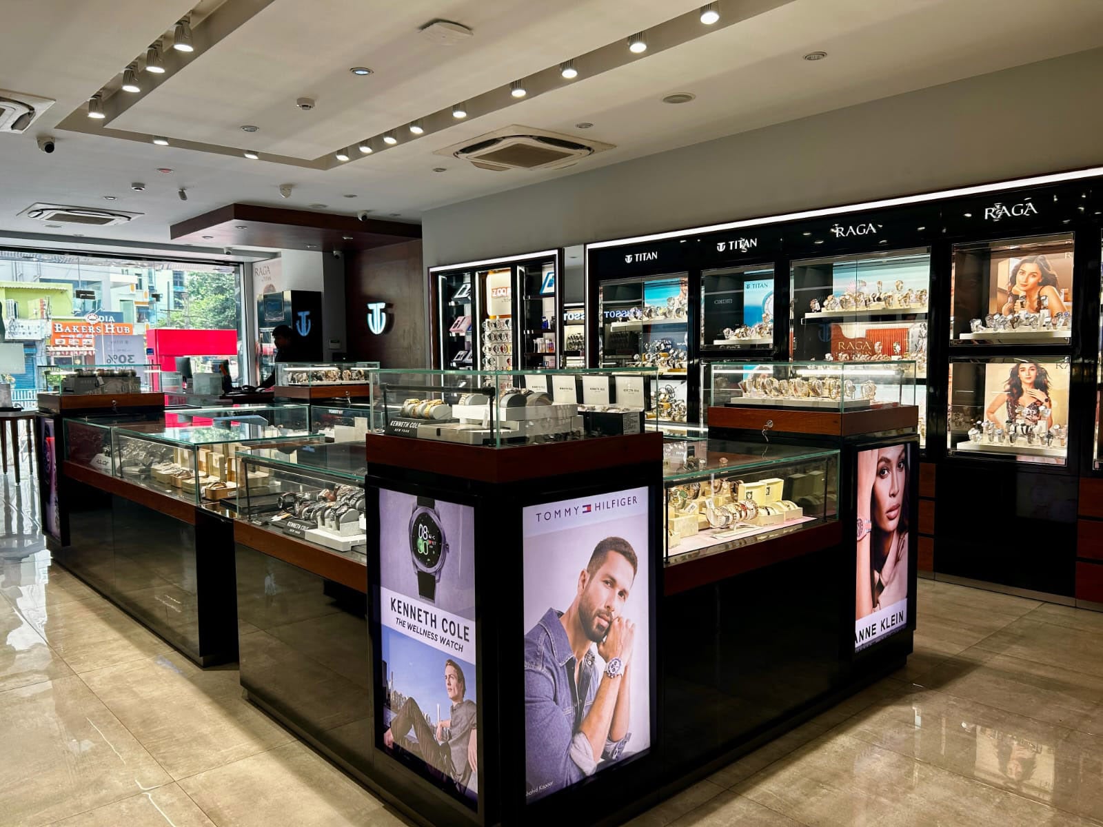 Store Image