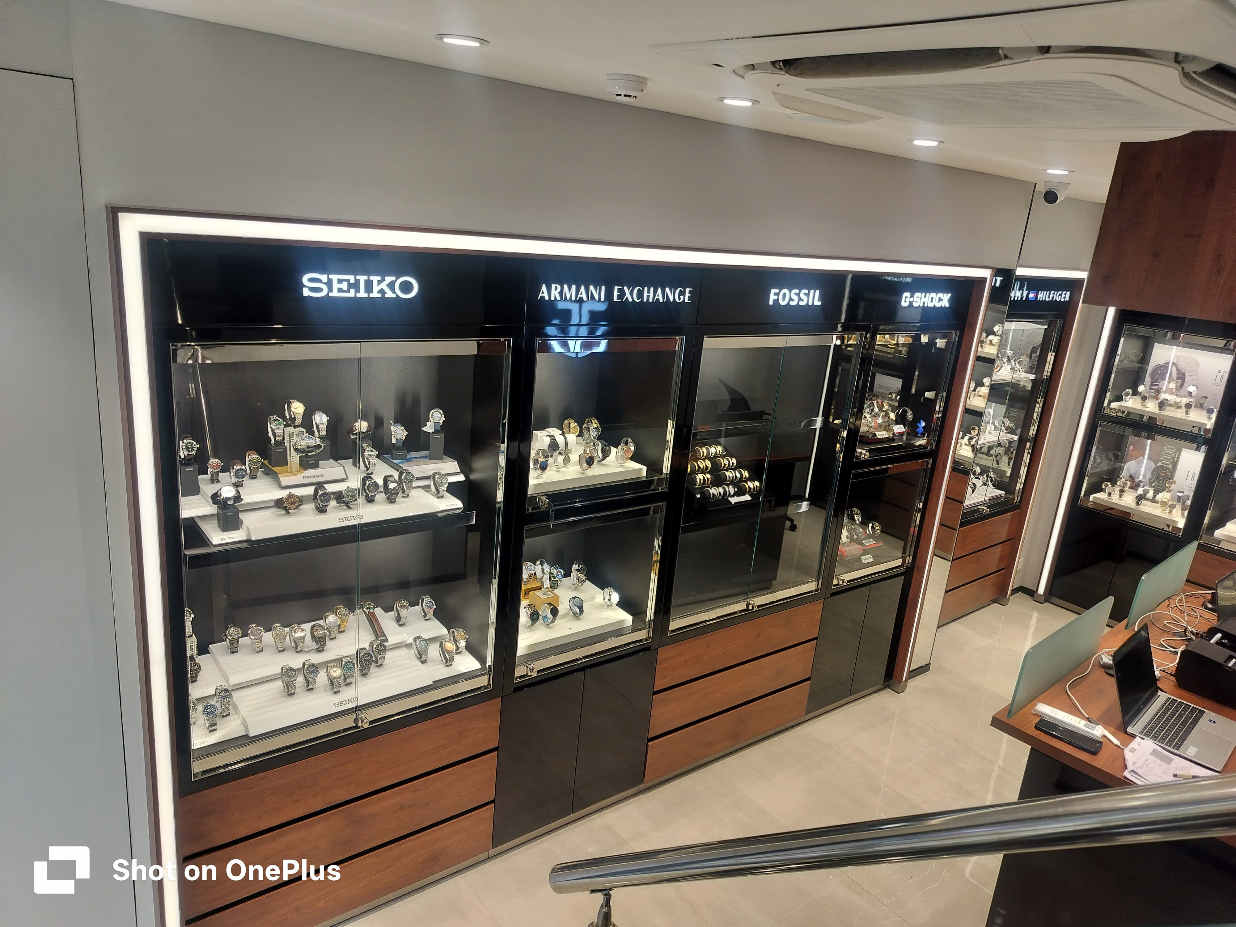 Store Image