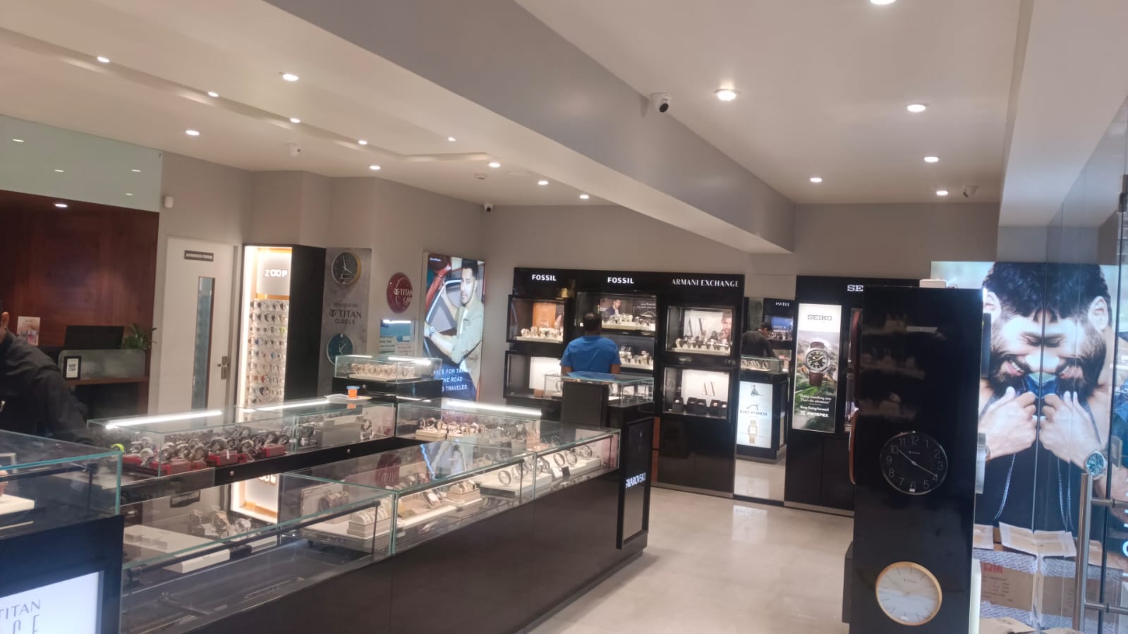 Store Image