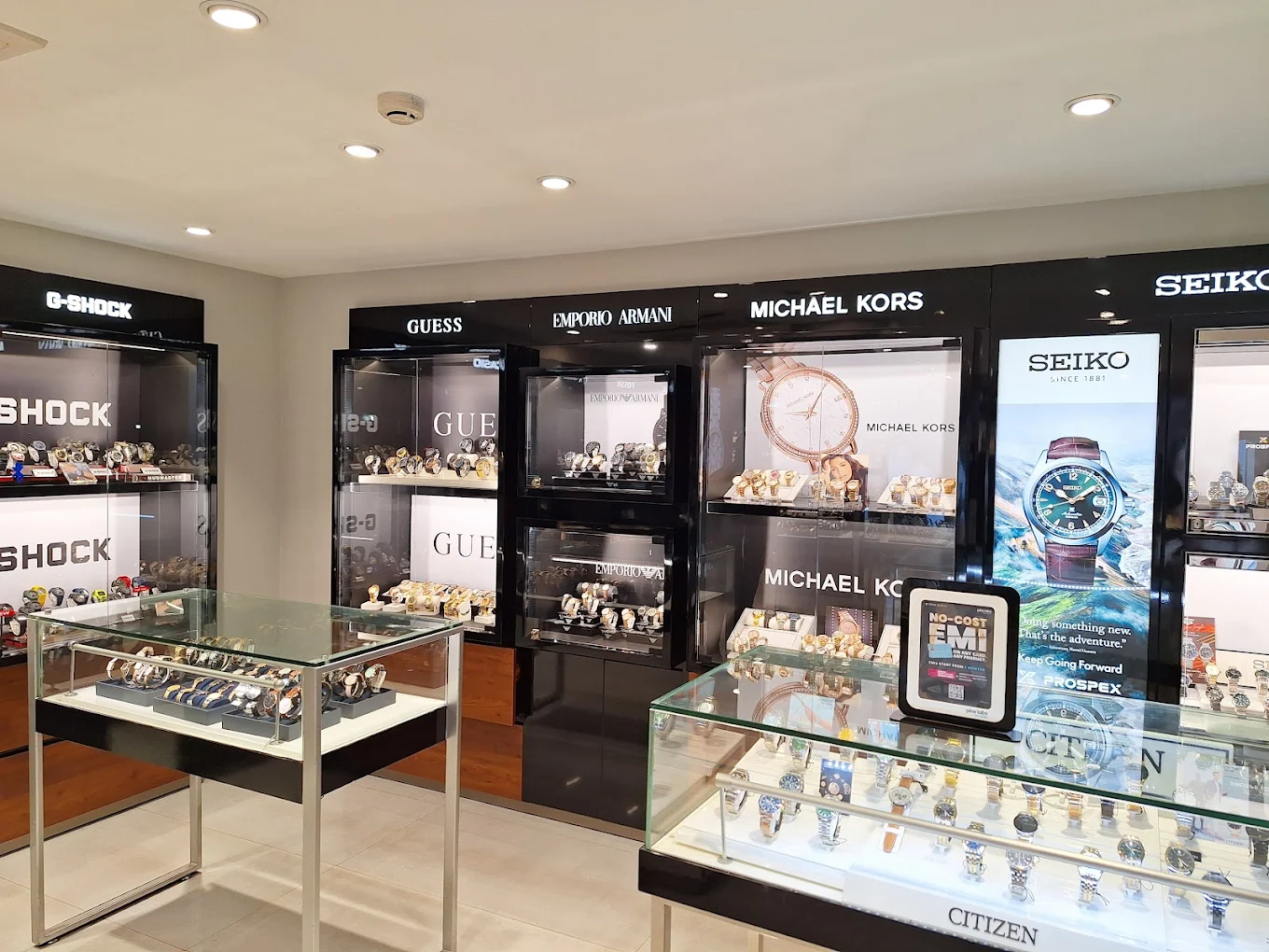 Store Image