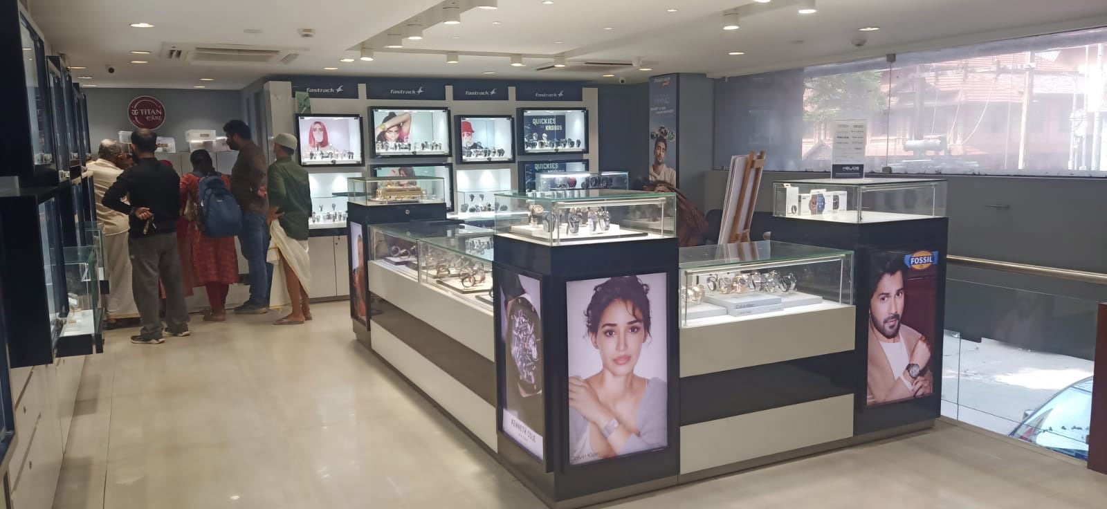 Store Image