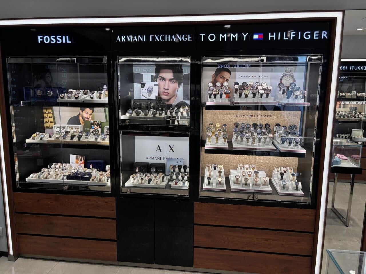 Store Image