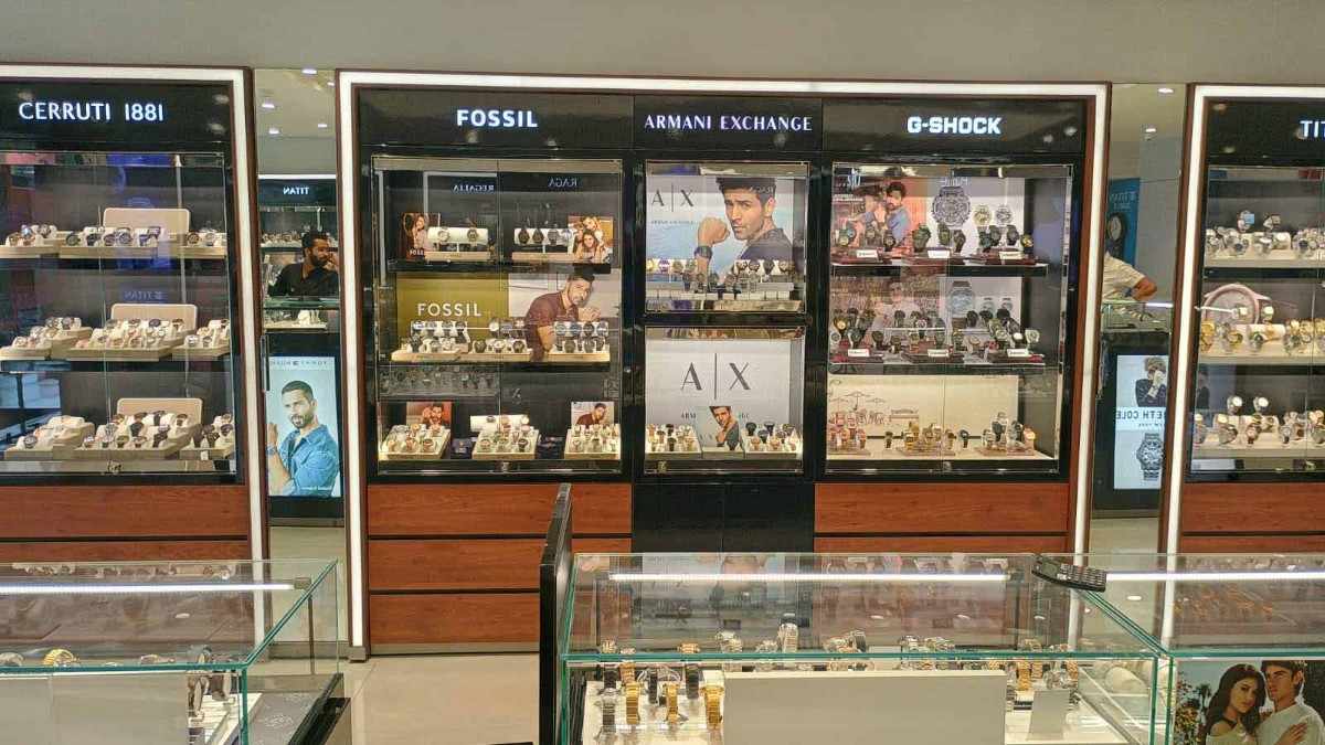 Store Image