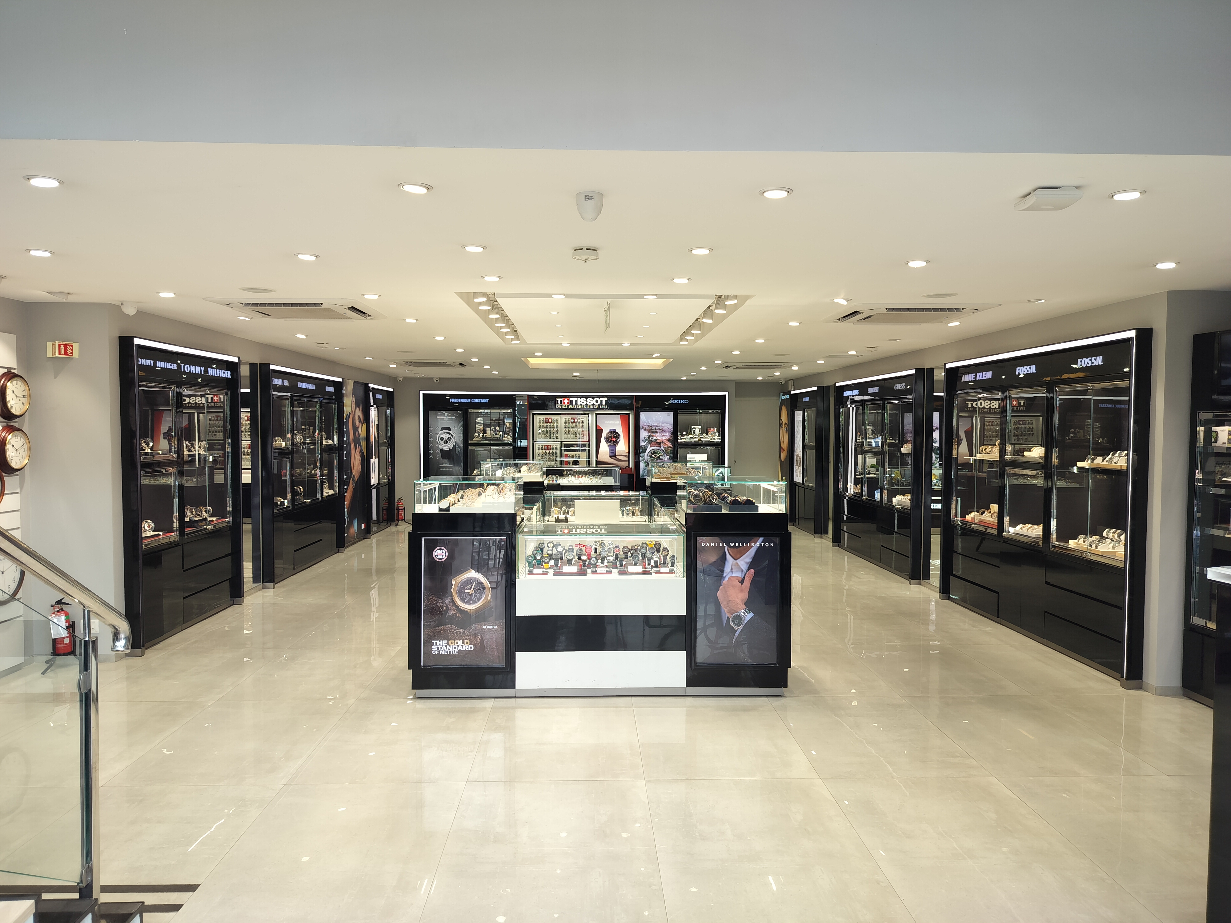 Store Image