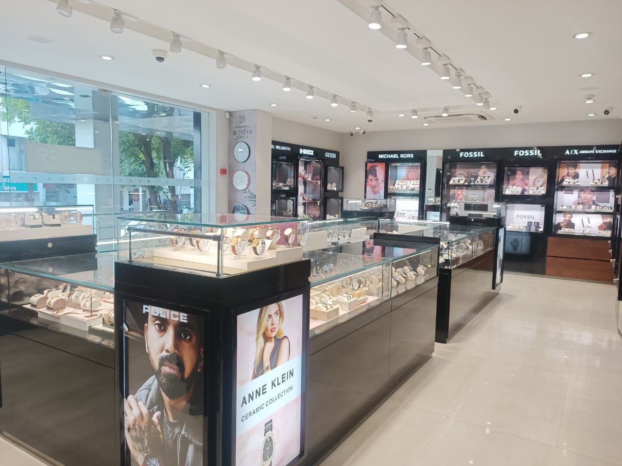 Store Image