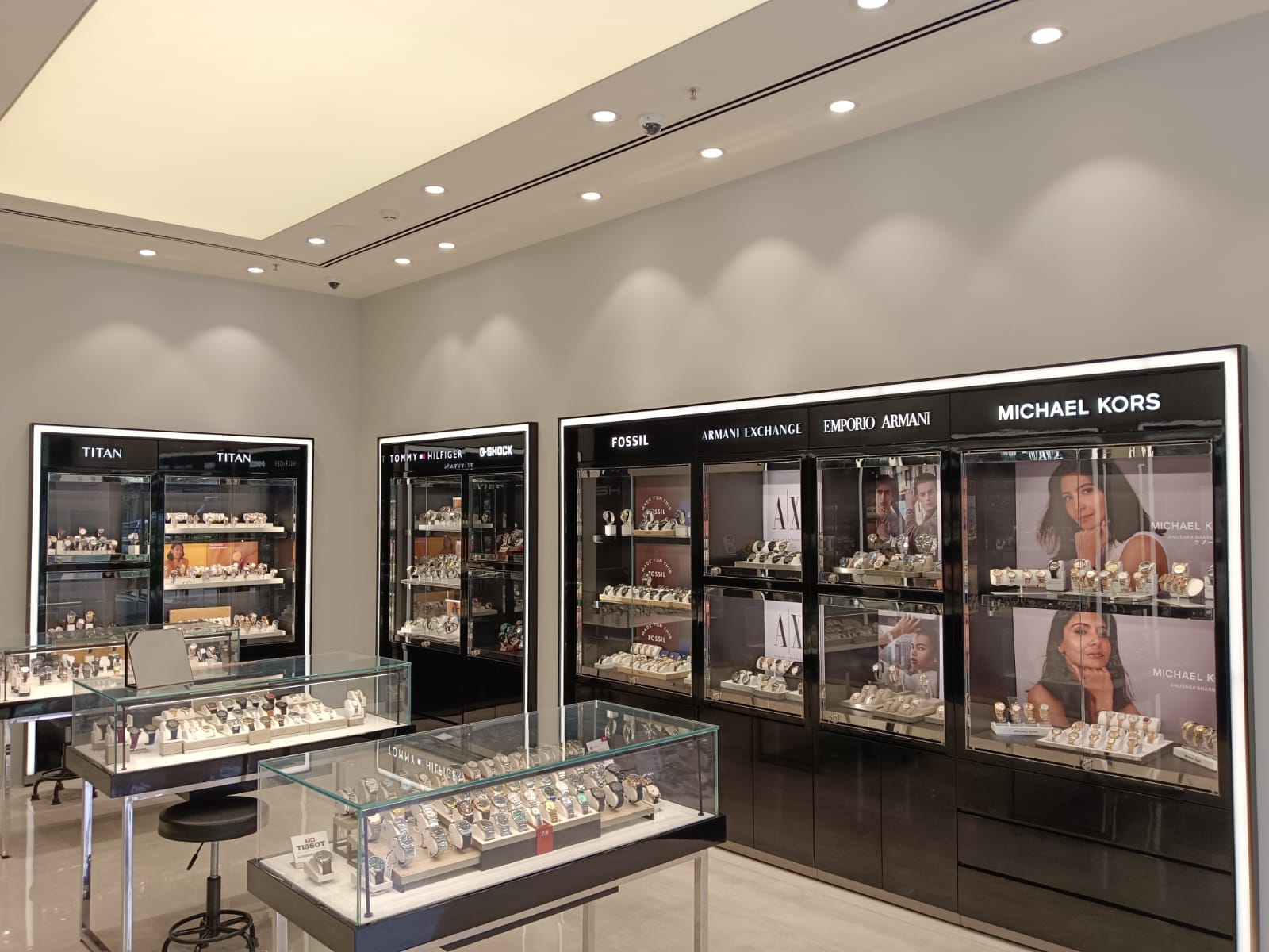 Store Image