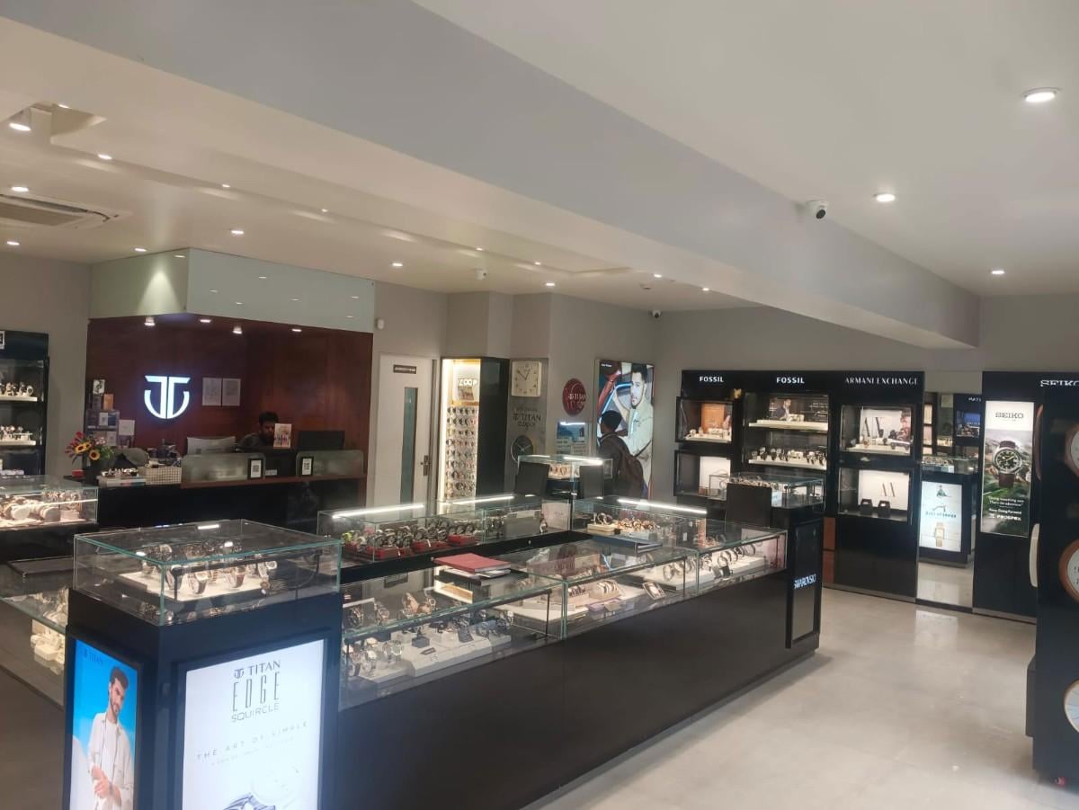Store Image