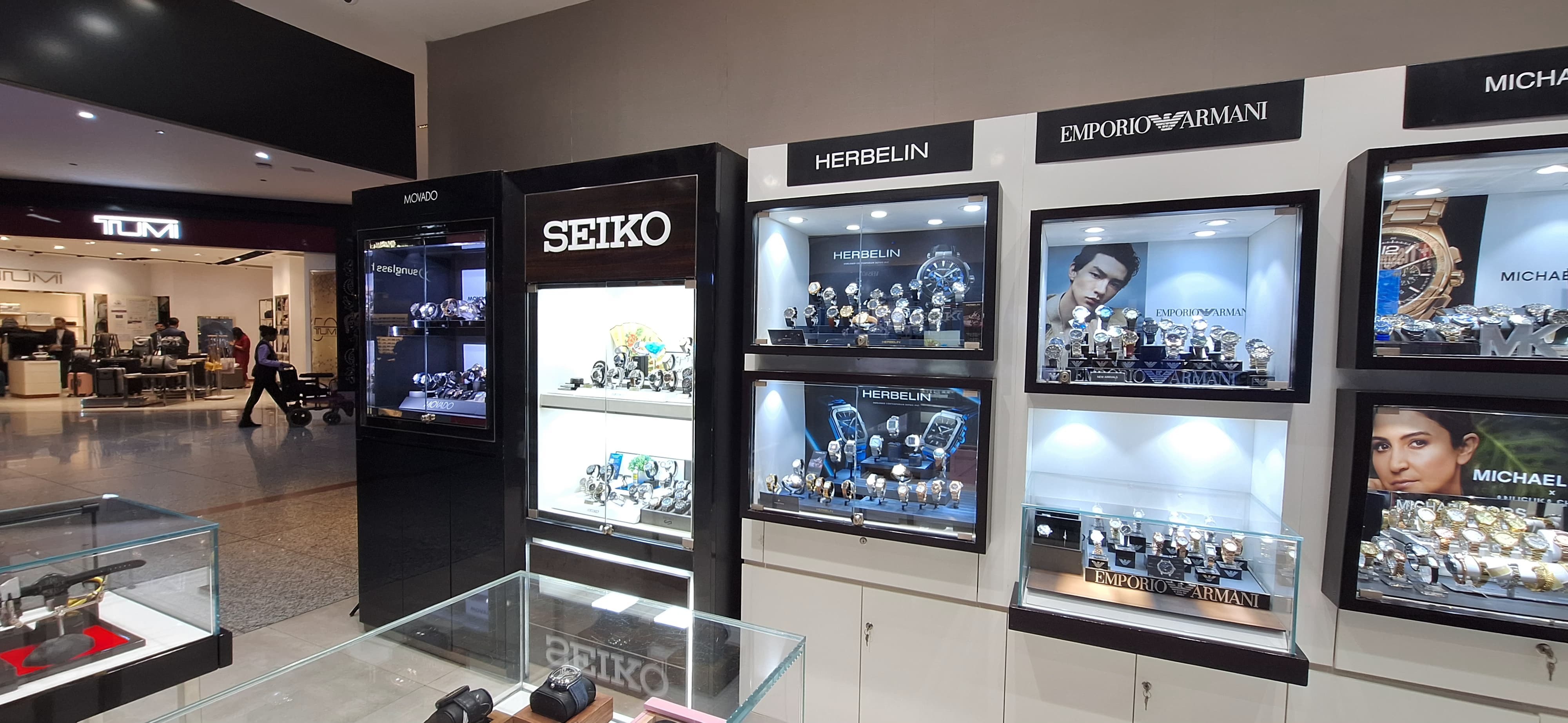 Store Image