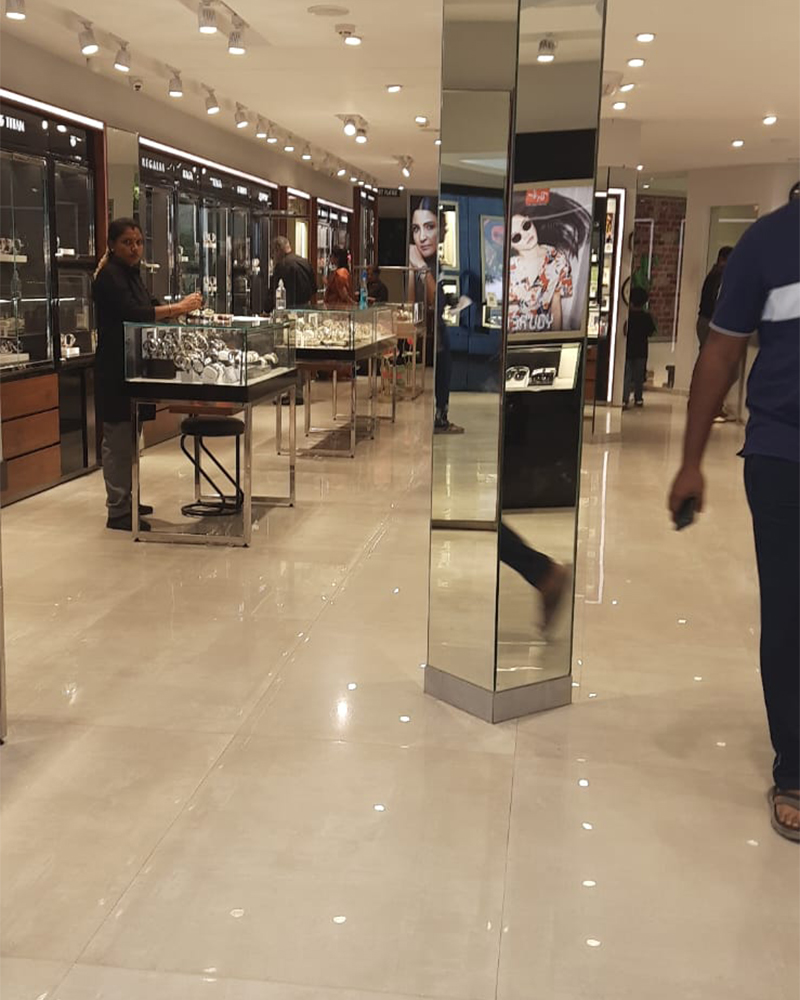 Store Image