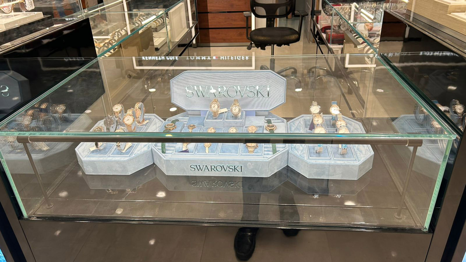 Store Image