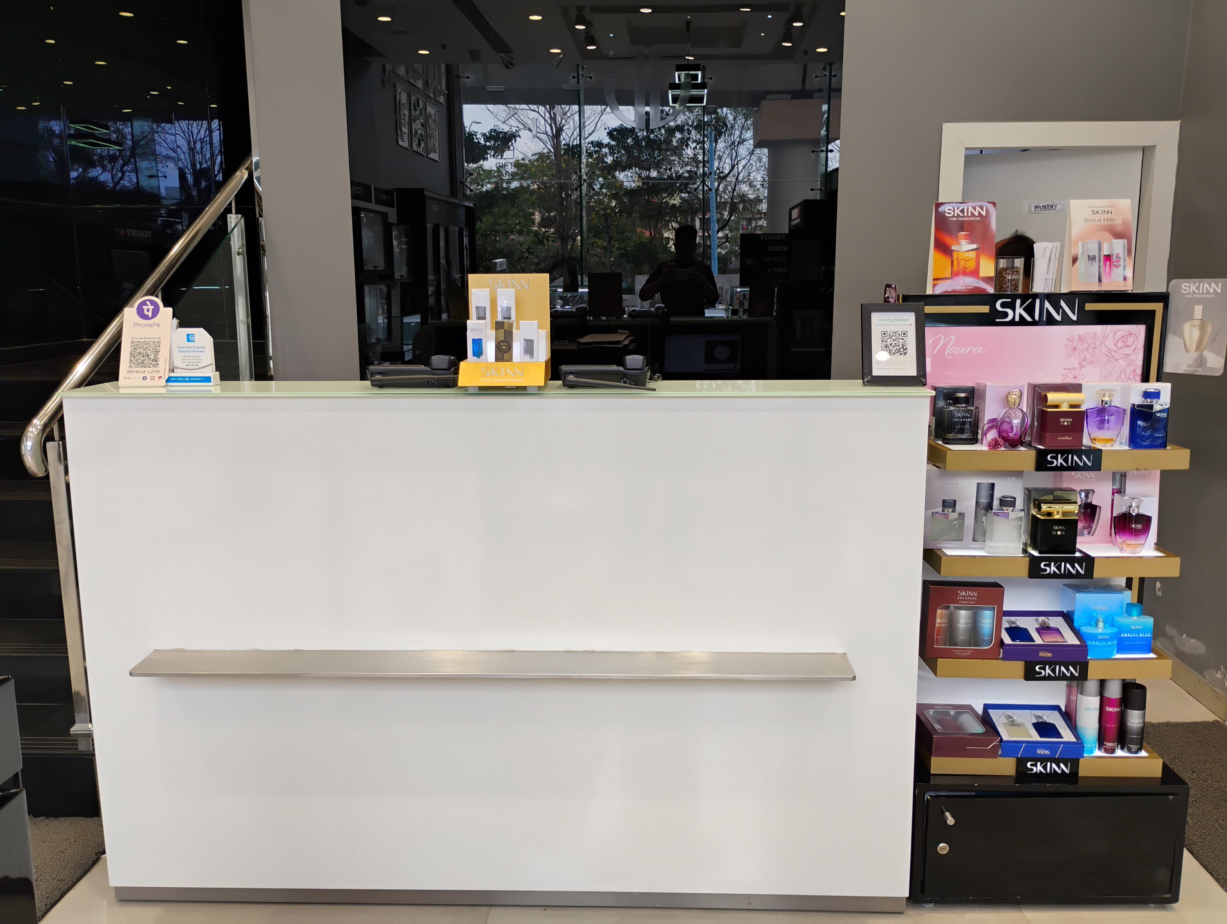 Store Image