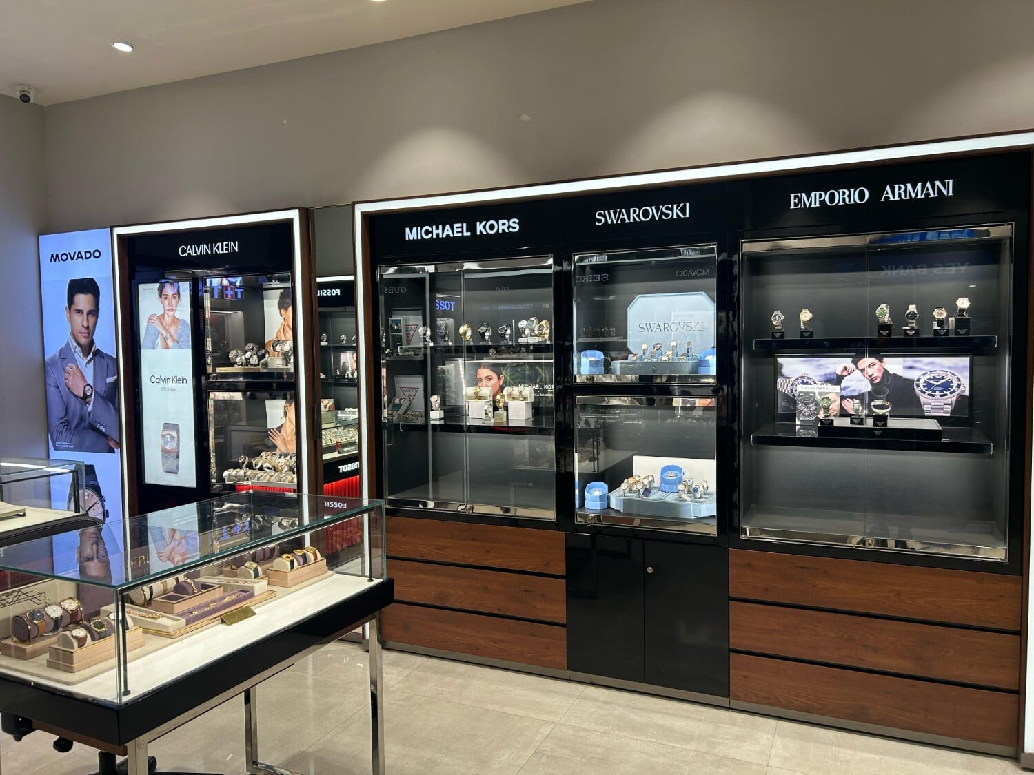 Store Image