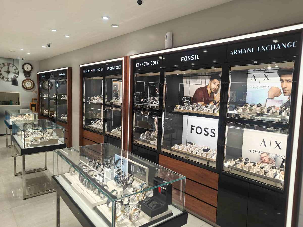 Store Image