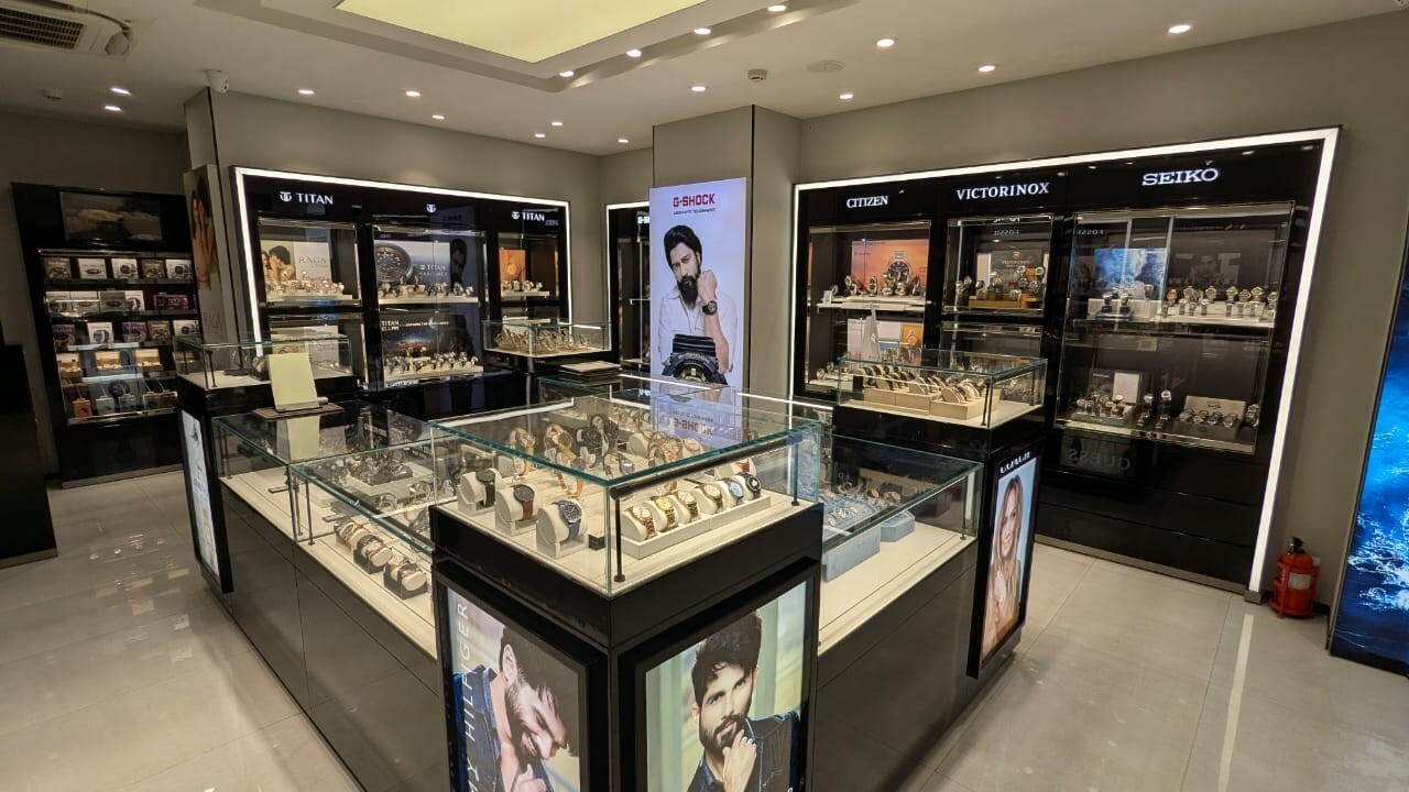 Store Image