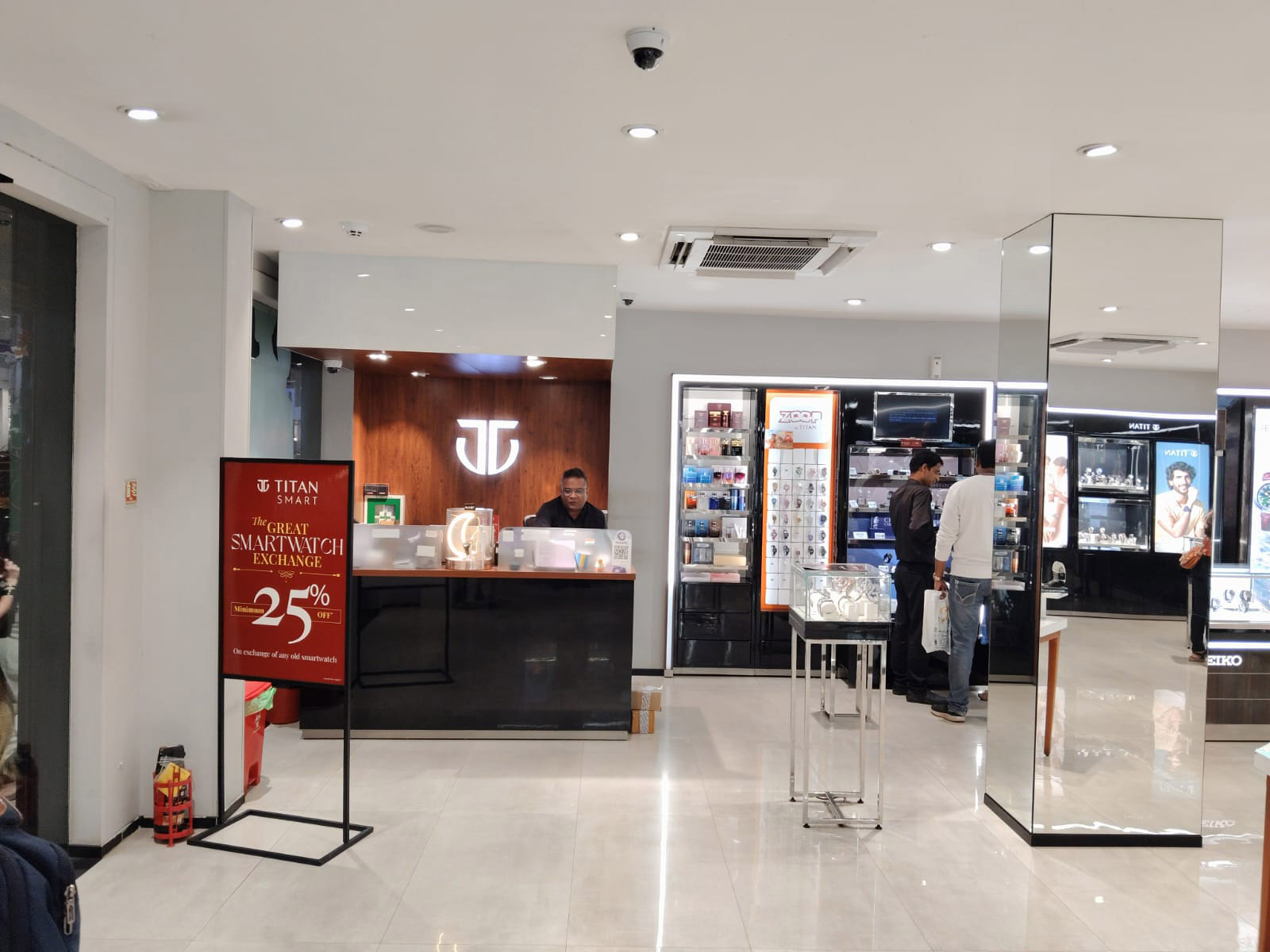 Store Image