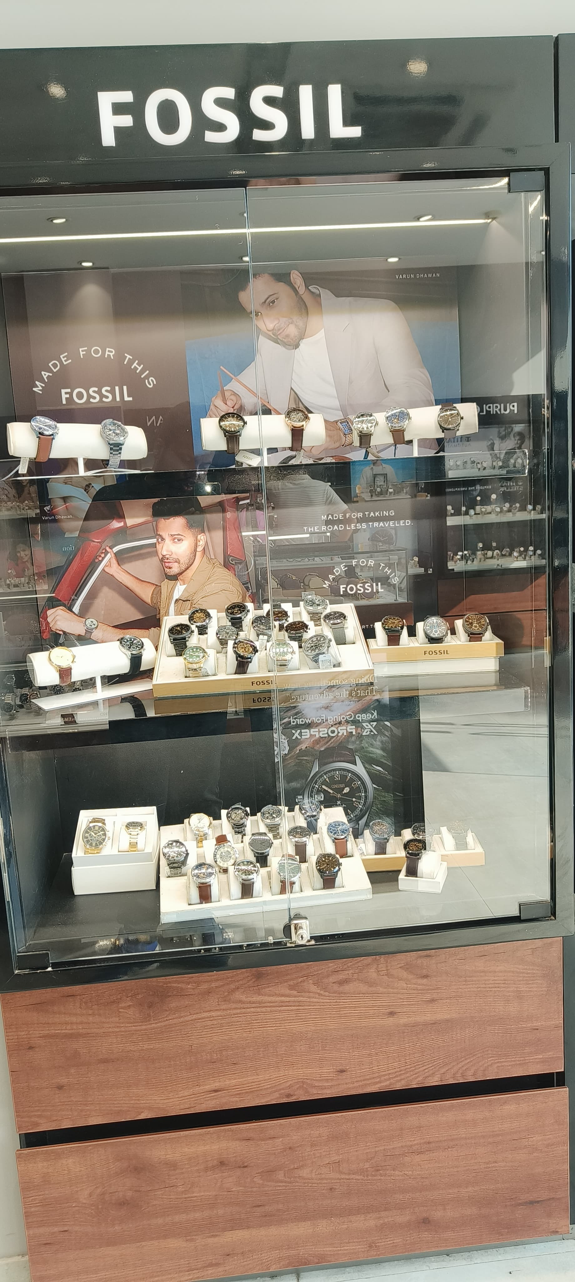 Store Image