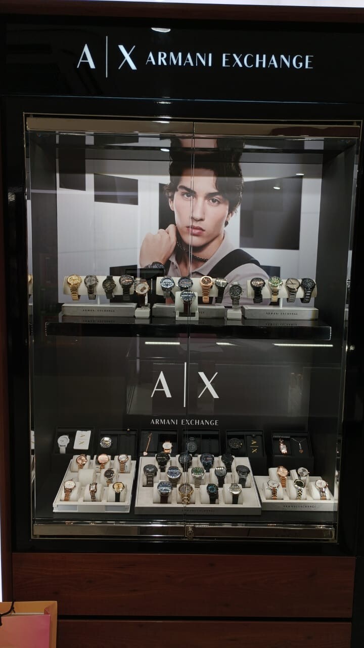 Store Image