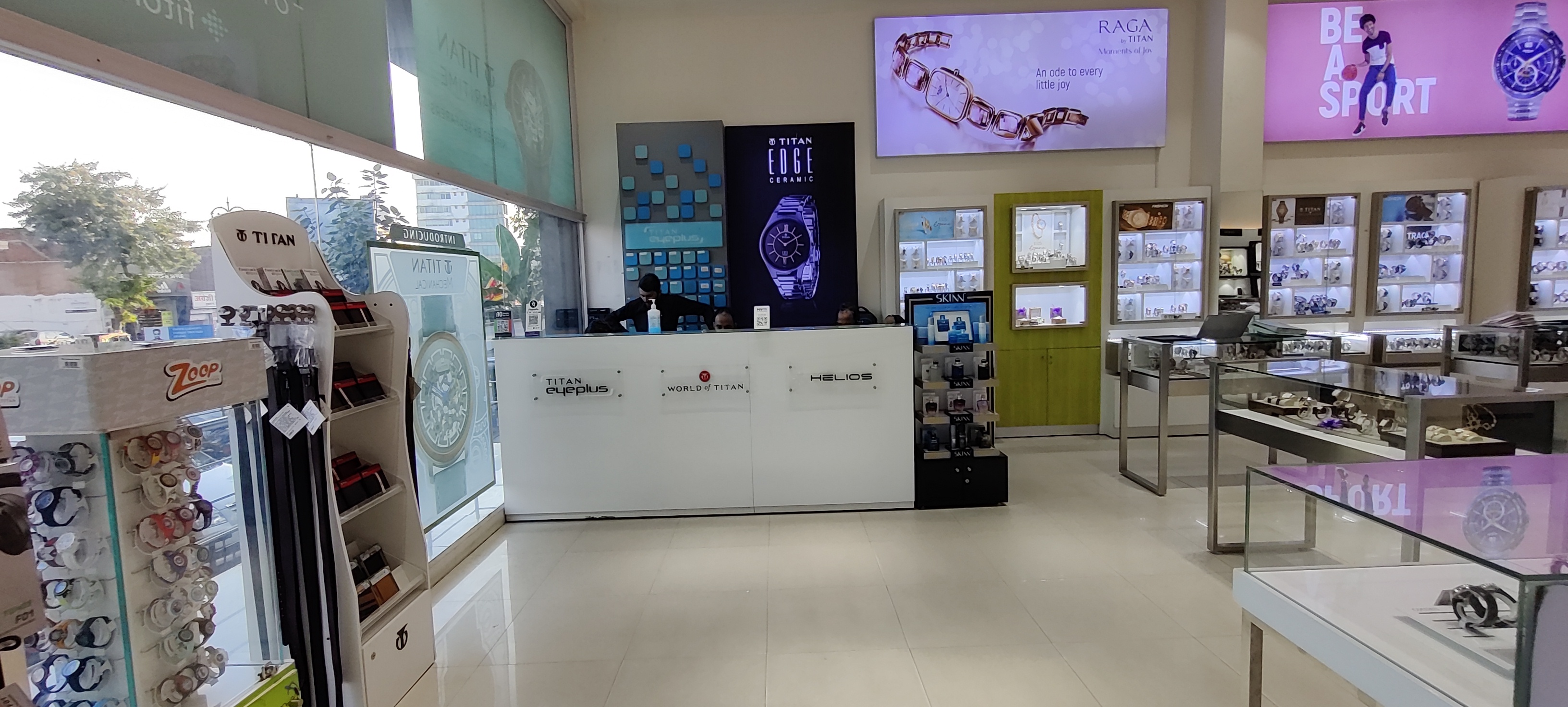 Store Image