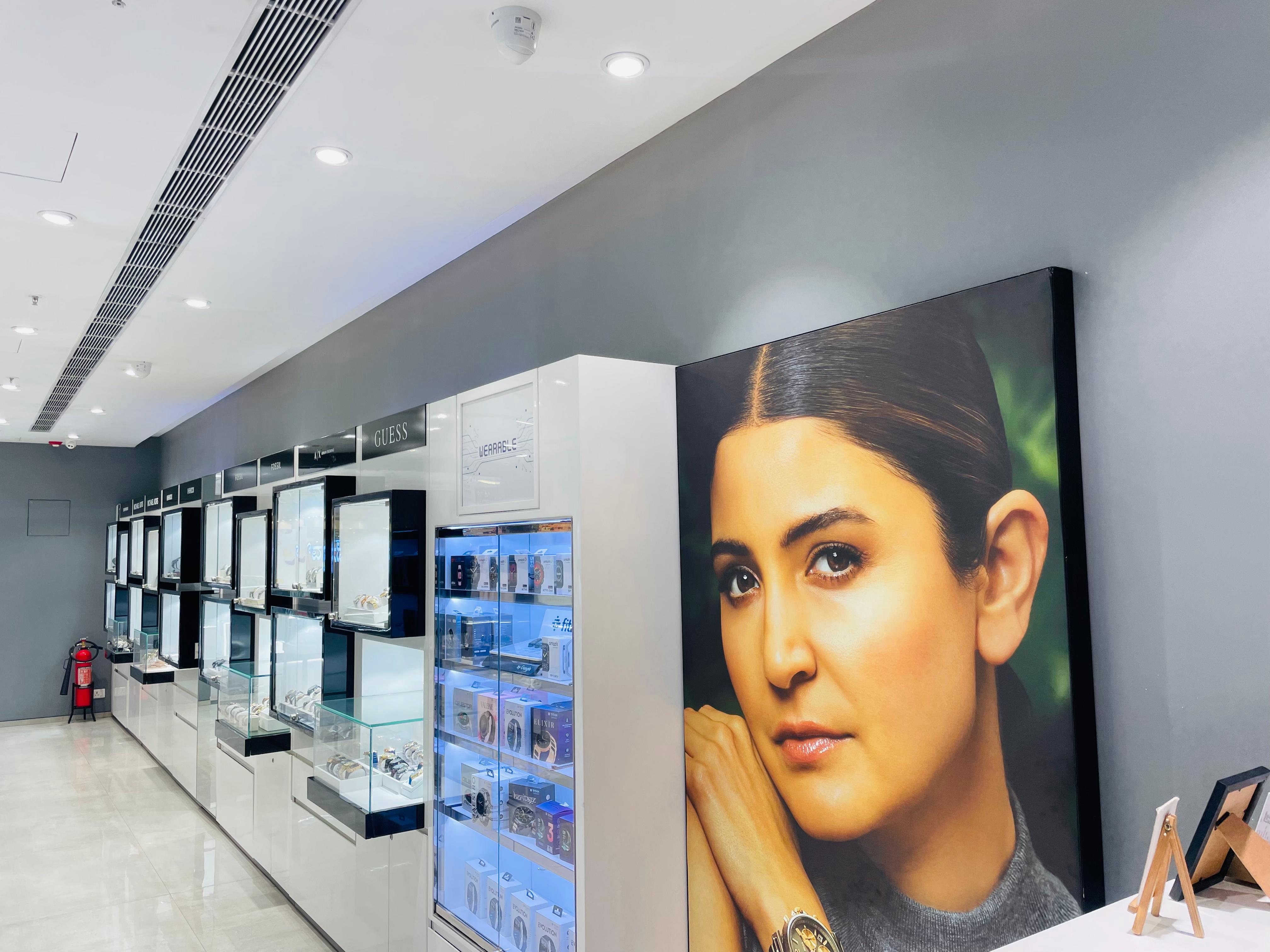 Store Image