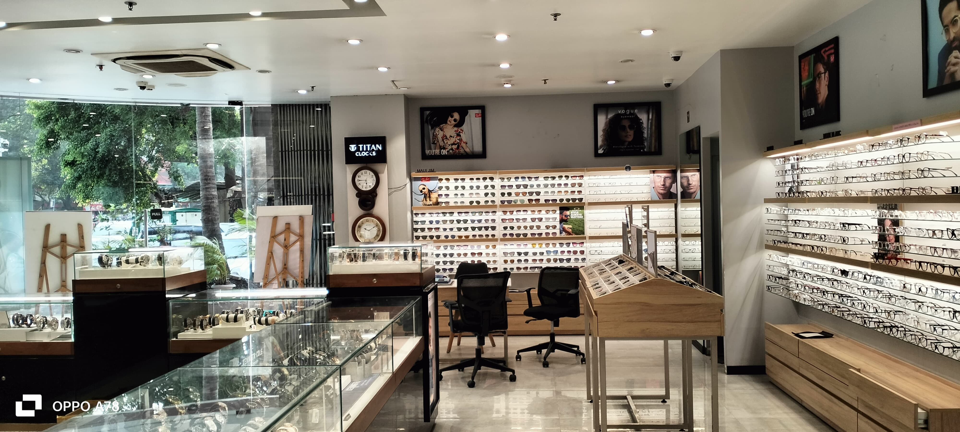 Store Image