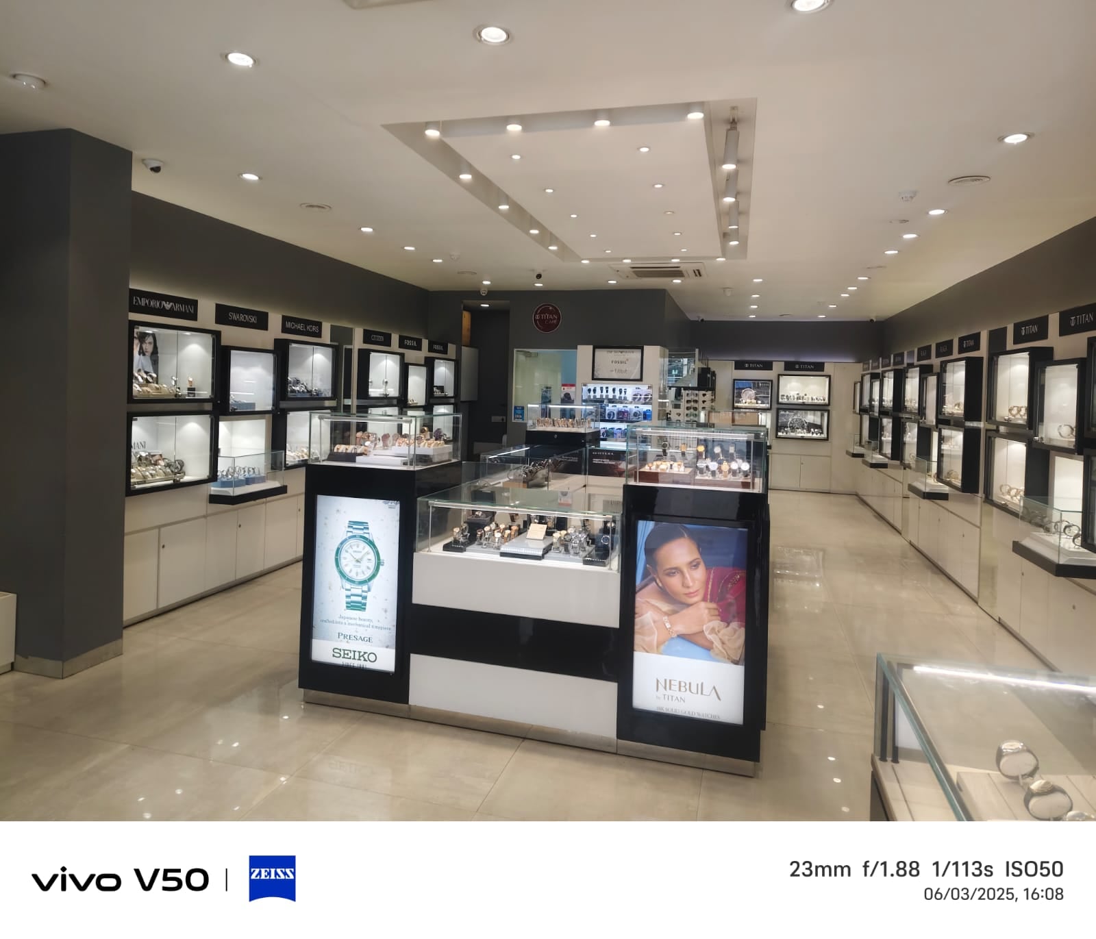 Store Image