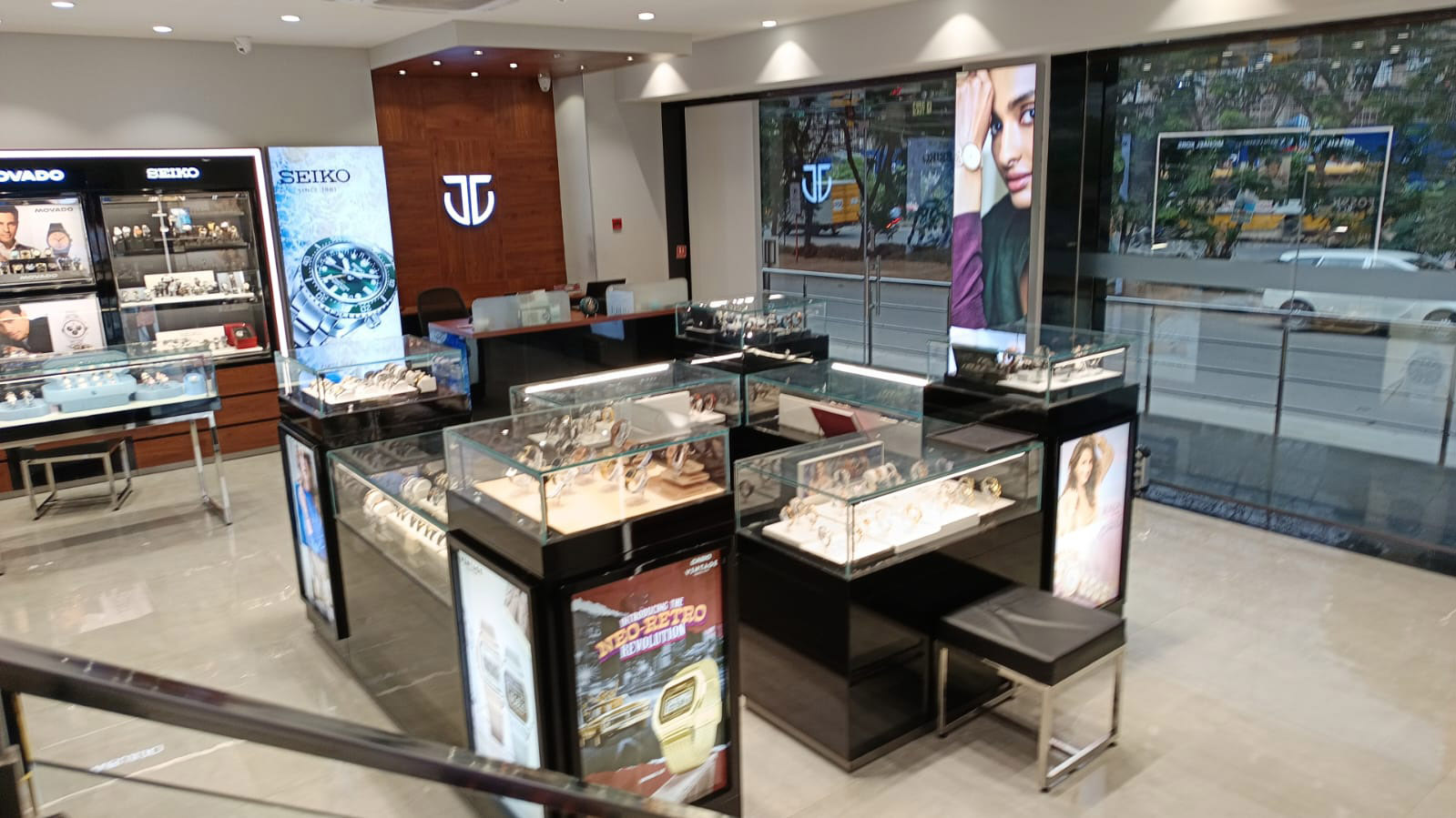 Store Image