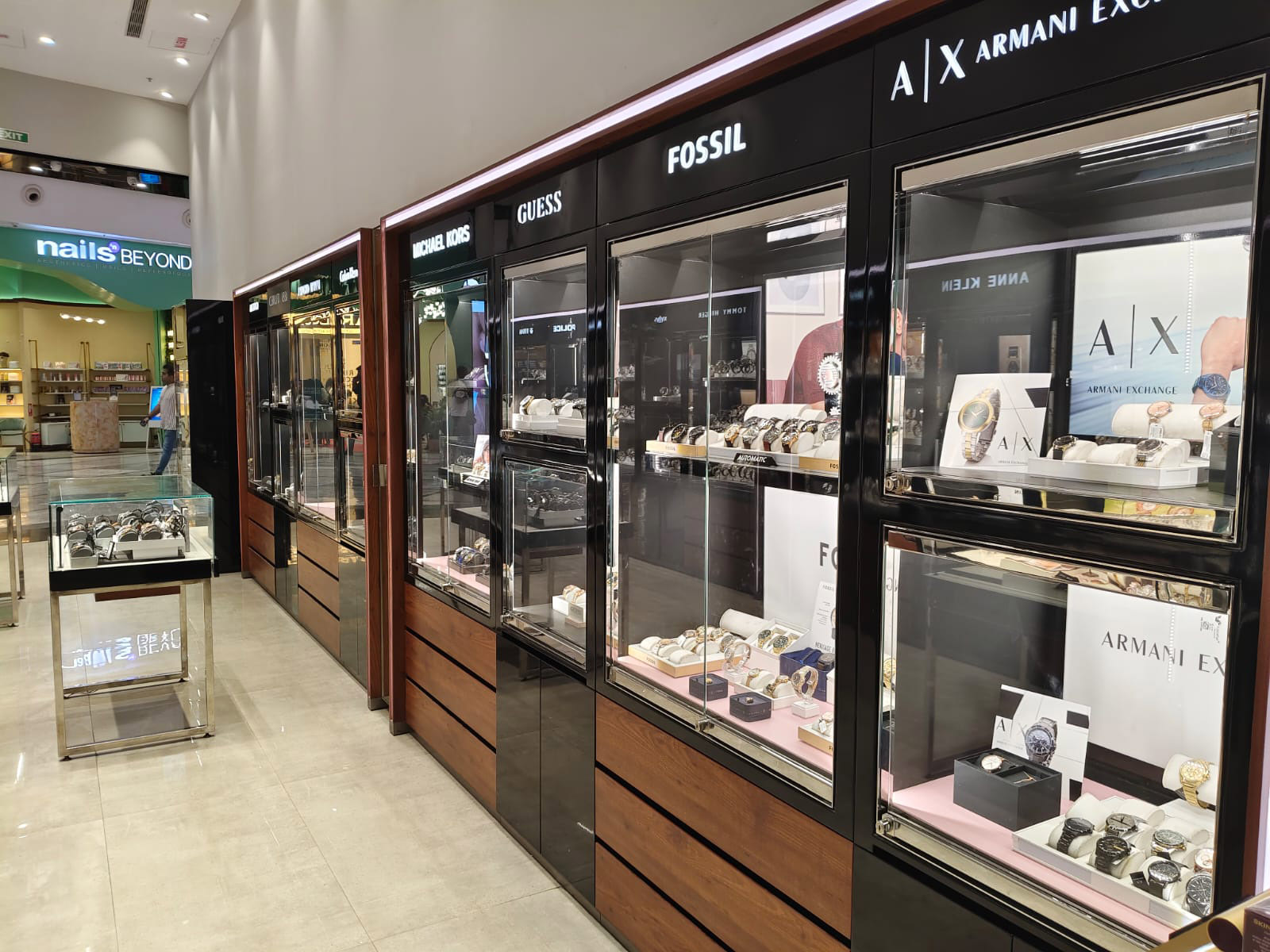 Store Image