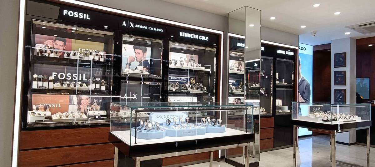 Store Image