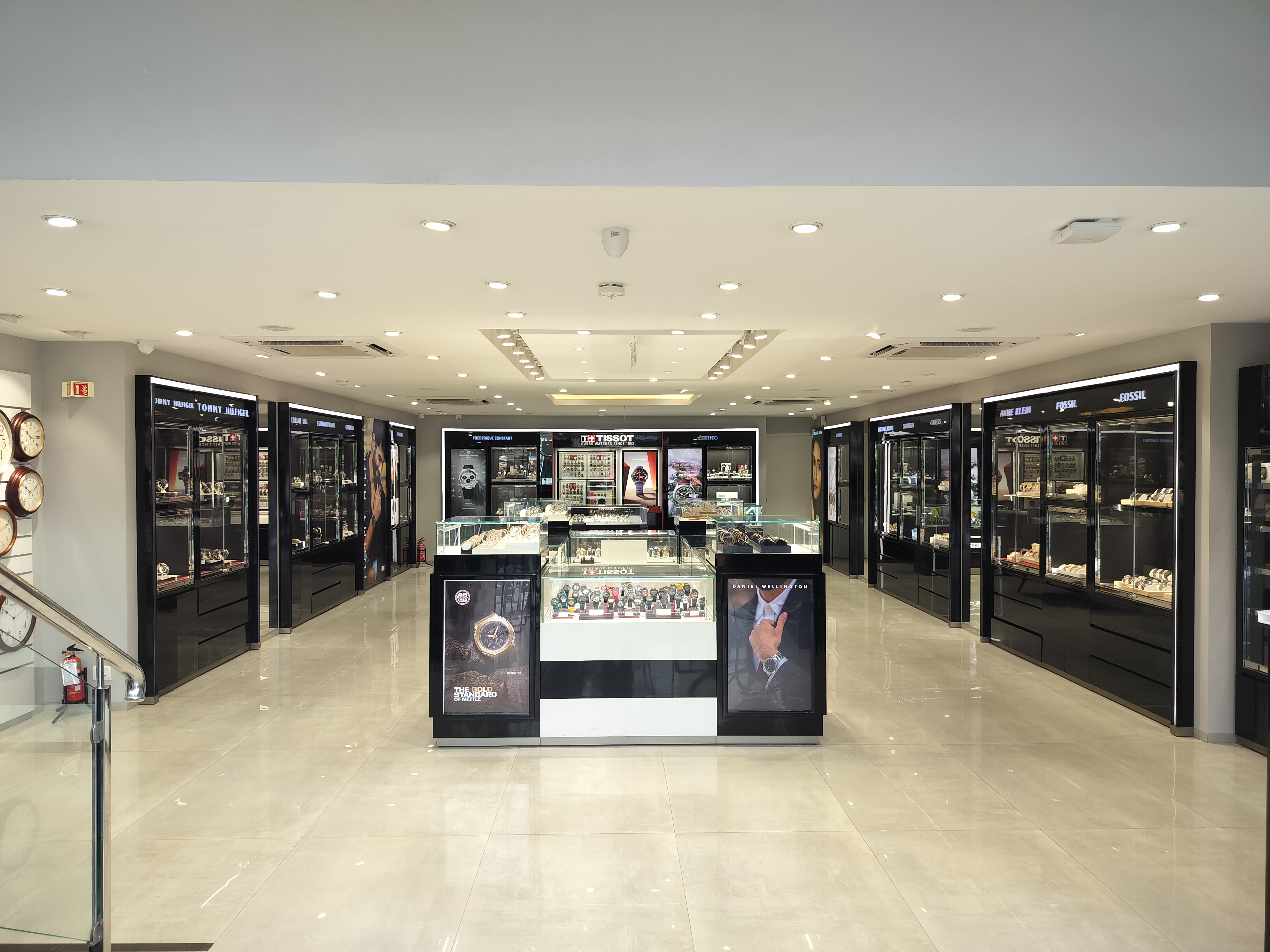 Store Image