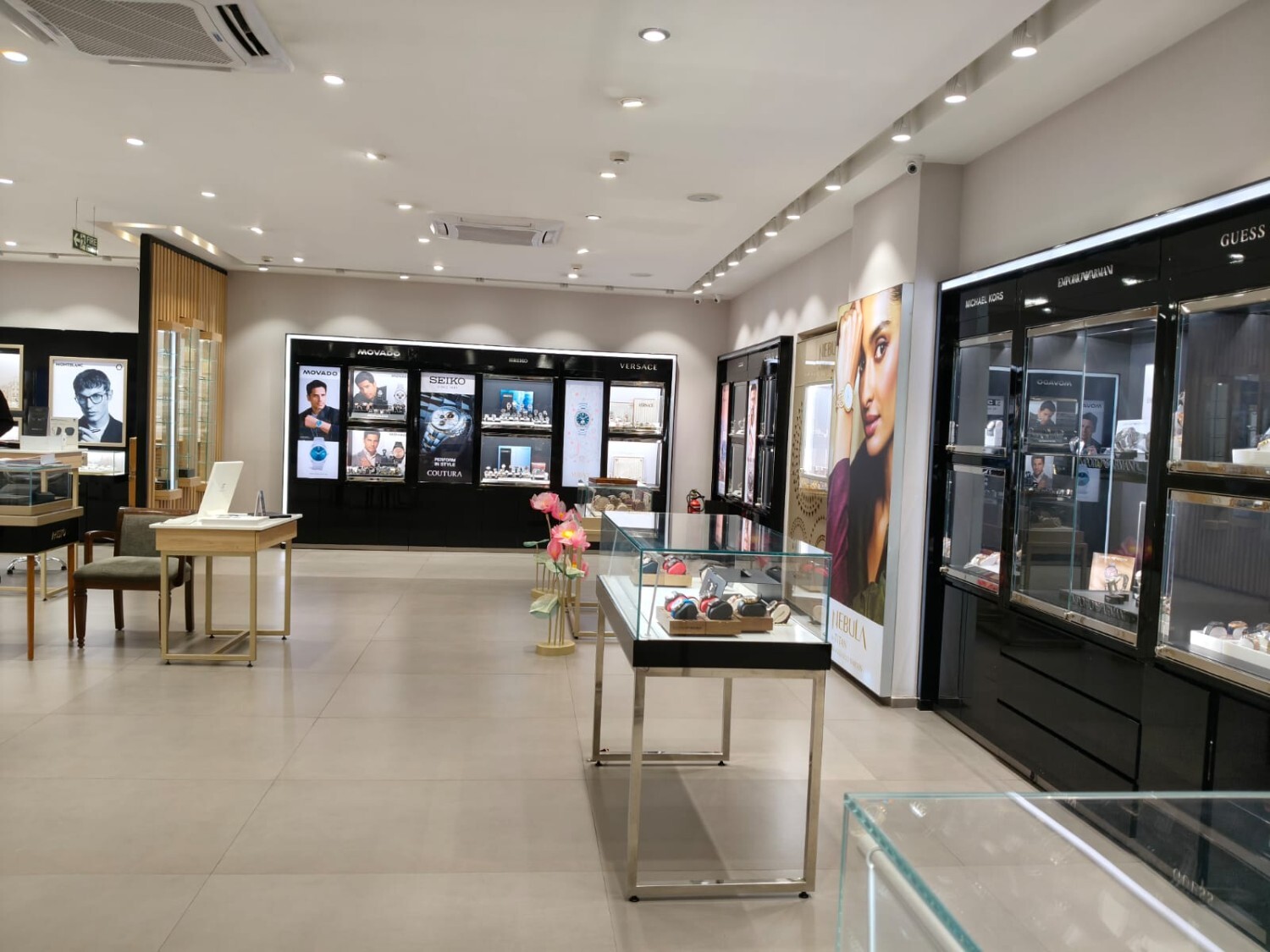 Store Image