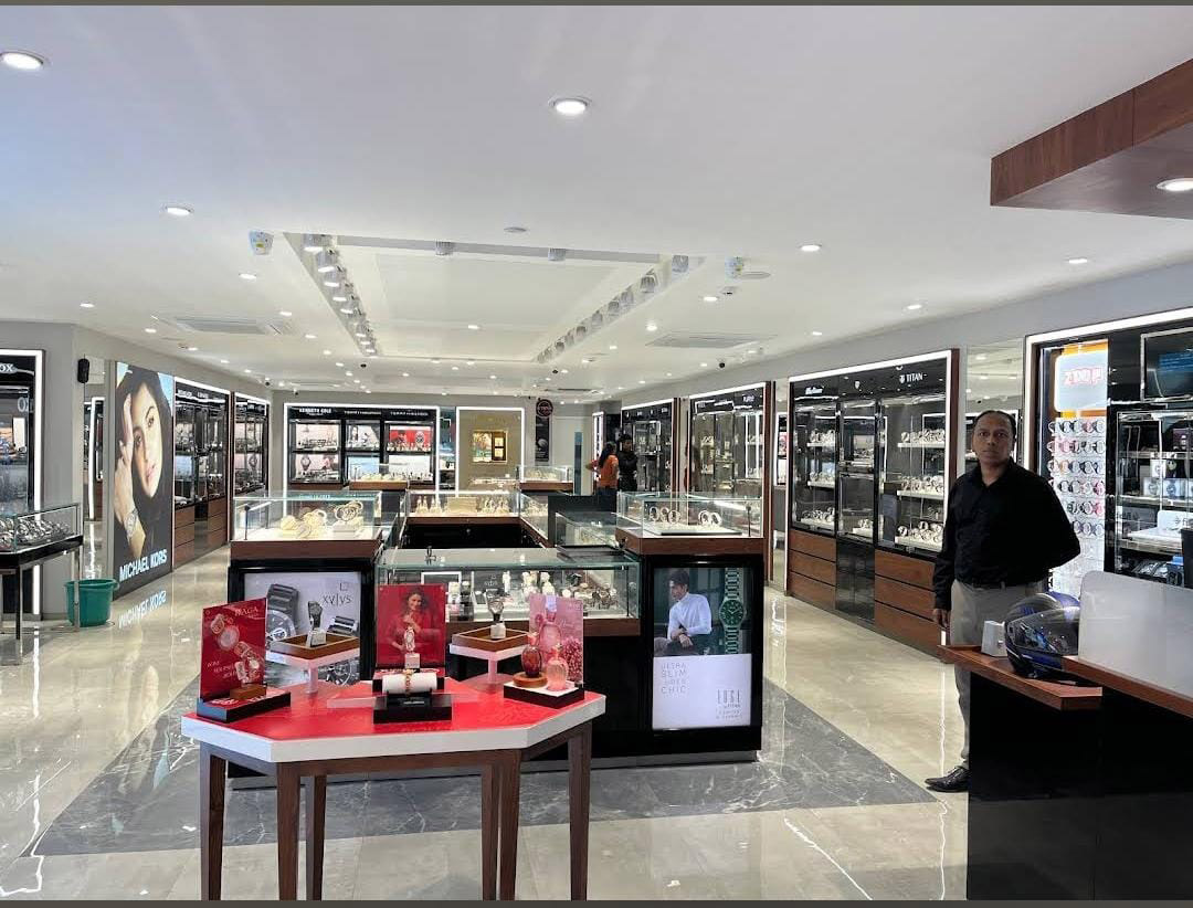 Store Image