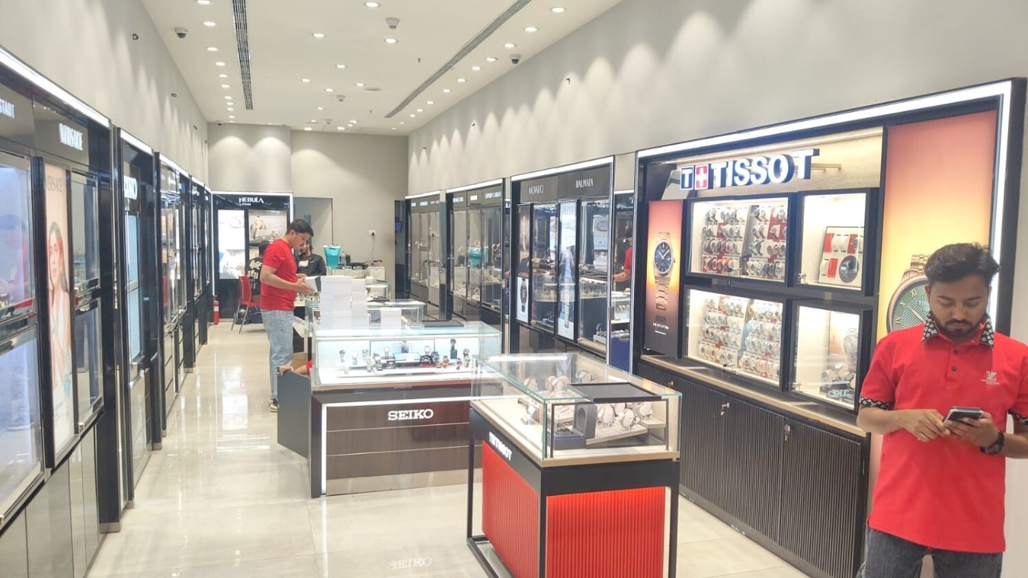 Store Image
