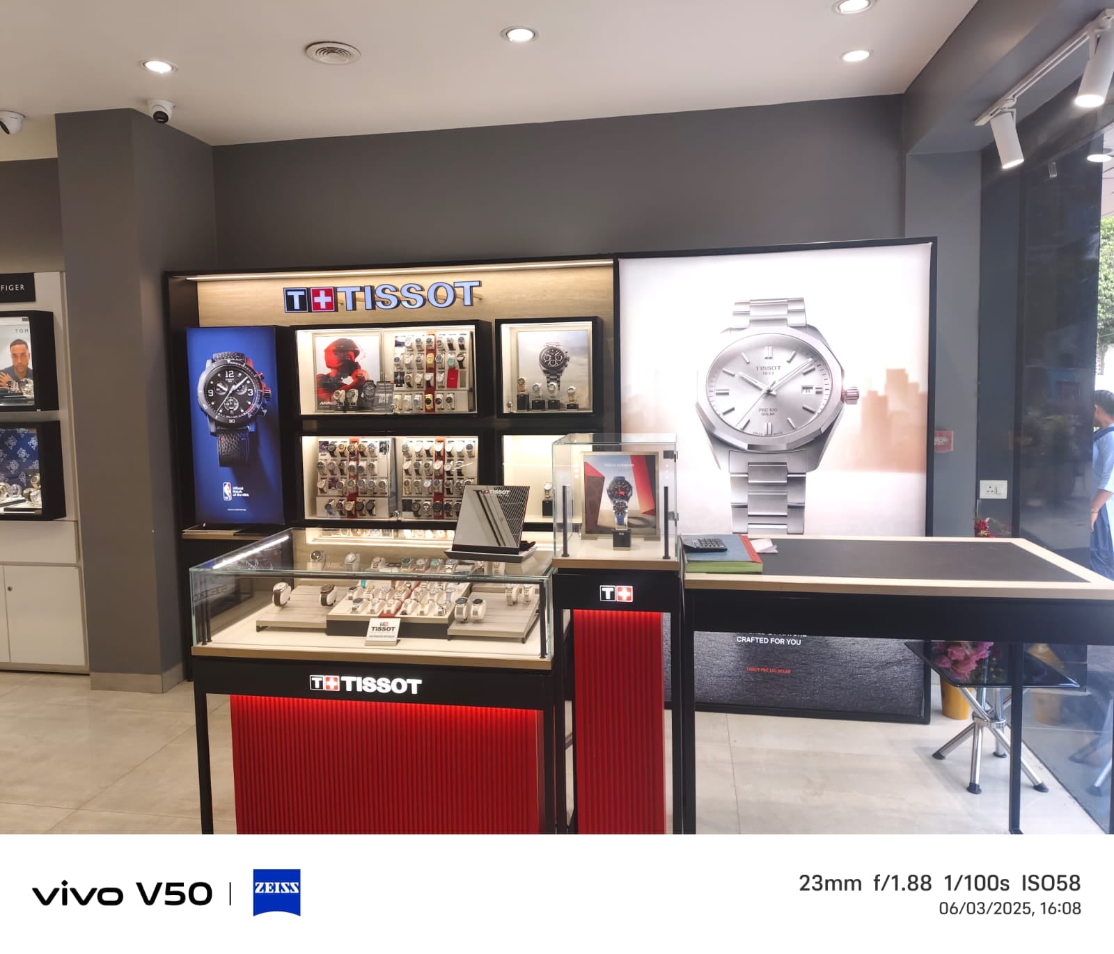 Store Image