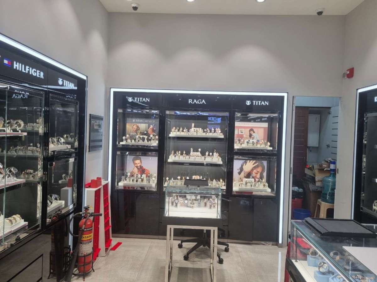 Store Image