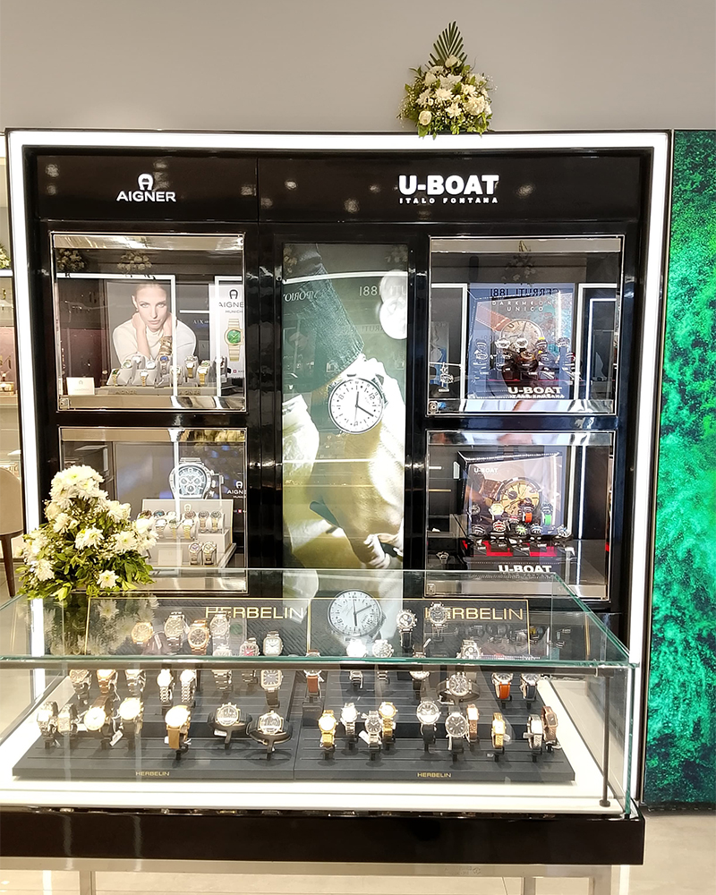 Store Image