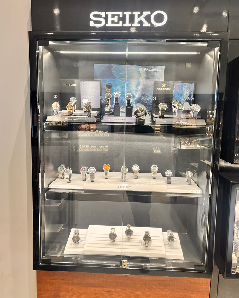 Store Image