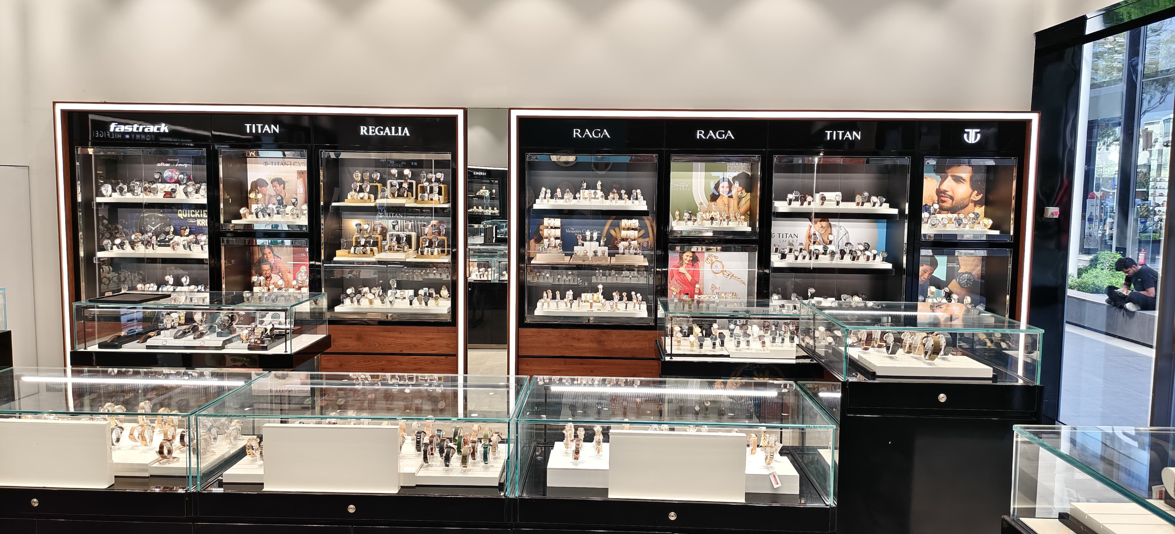 Store Image