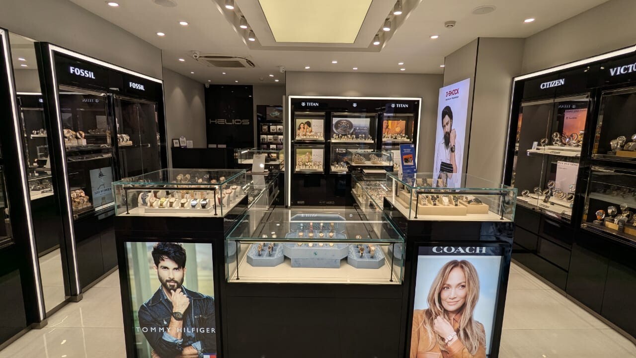 Store Image